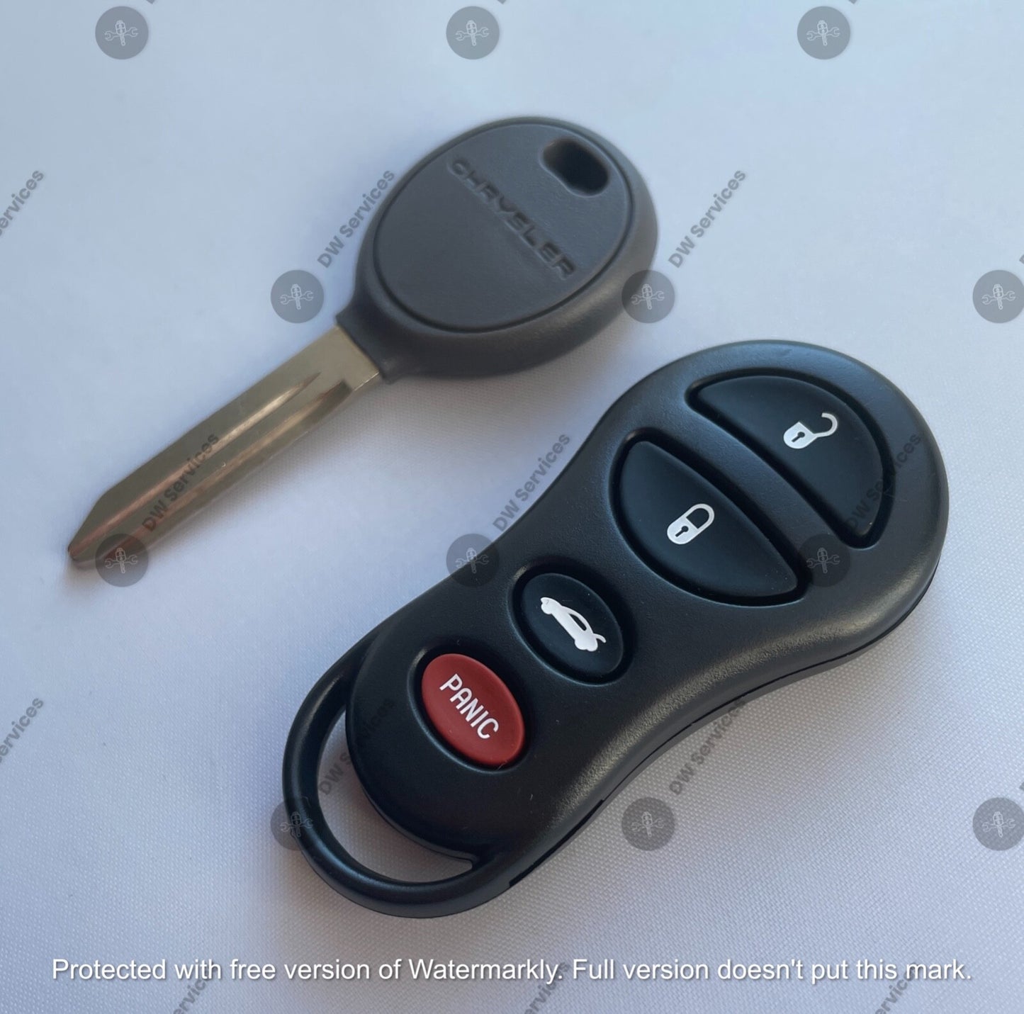 NEW! Chrysler keyless entry remote FOB GQ43VT17T & Transponder KEY 4D64 Chip L/T