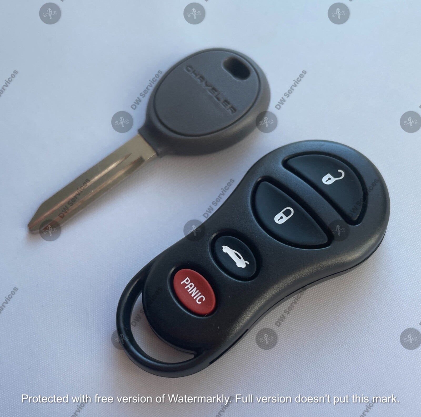 NEW! Chrysler keyless entry remote FOB GQ43VT17T & Transponder KEY 4D64 Chip L/T