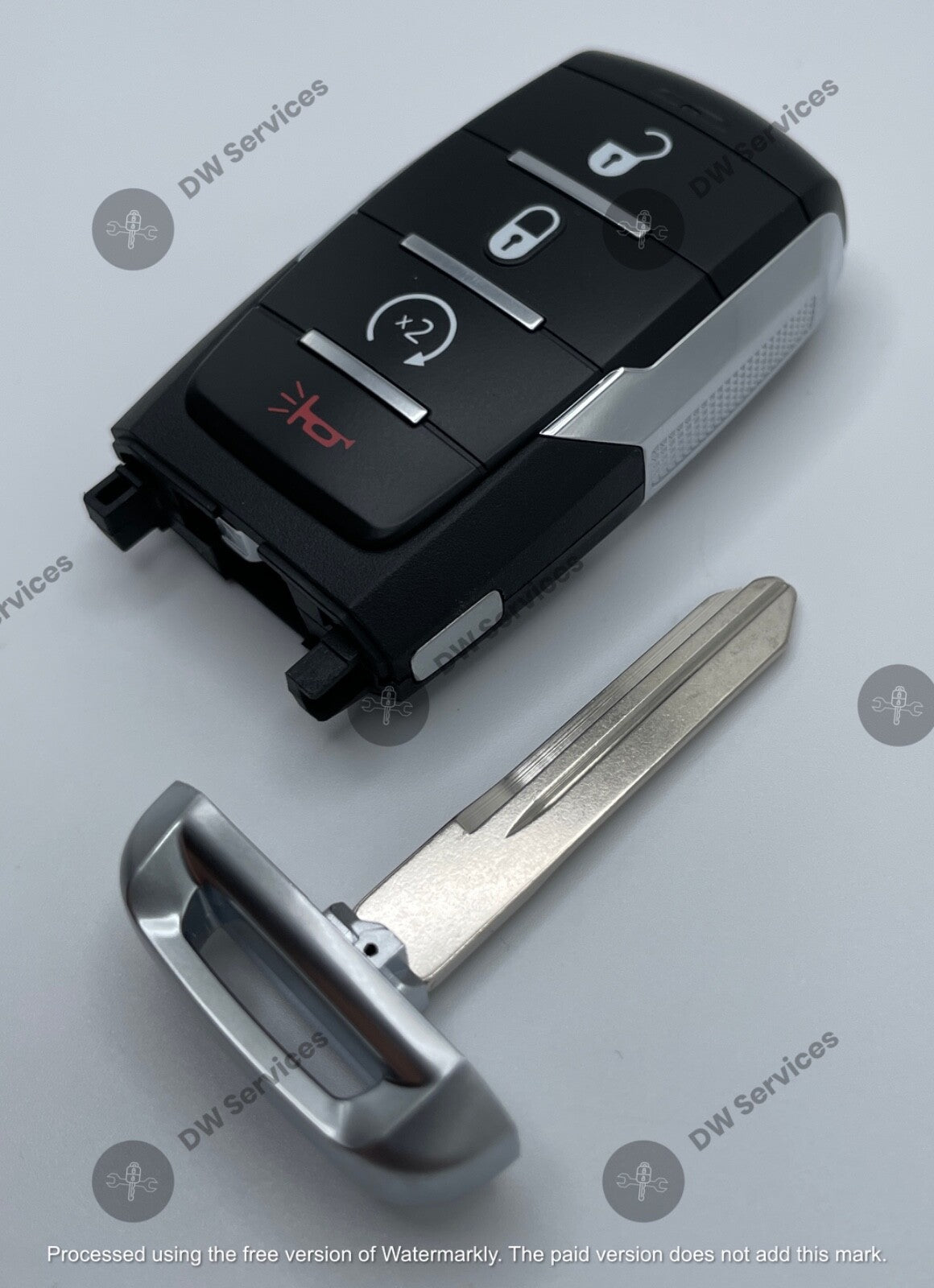 NEW ! OEM Genuine Dodge RAM 1500 TRX SMART PROXIMITY REMOTE KEY FOB OHT-4882056