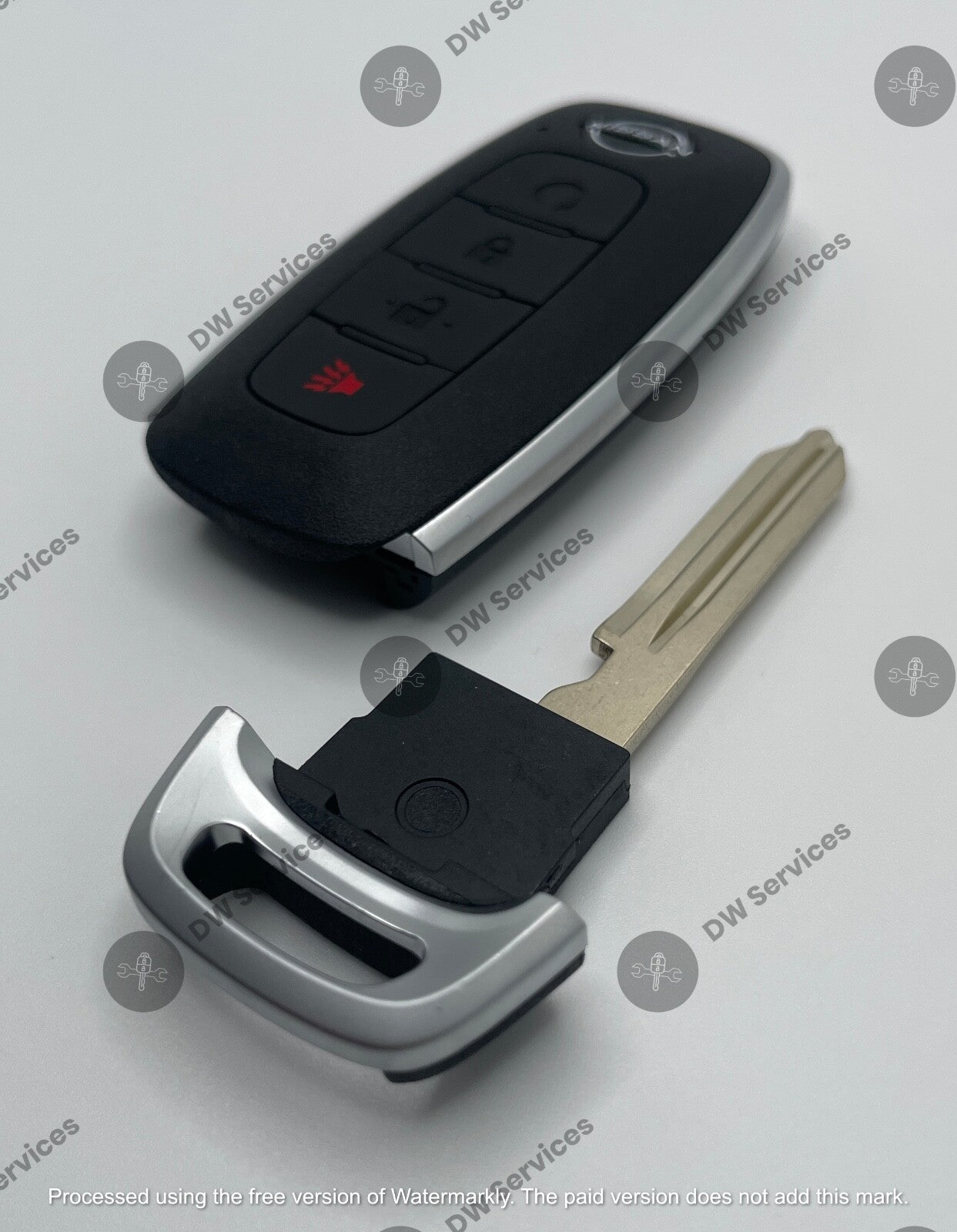 NEW! Nissan Kicks / Rogue / Pathfinder Proximity remote SMART key Fob KR5TXPZ3