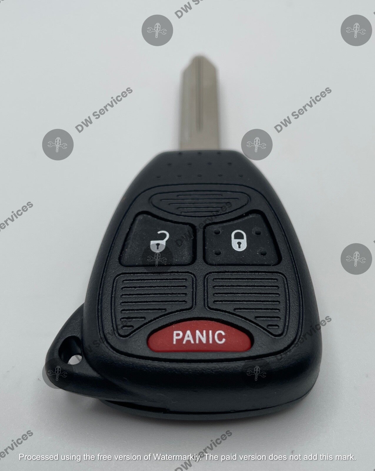 NEW! Chrysler 200/300/Aspen/PT Cruiser/Sebring remote head key FOB OHT692427AA