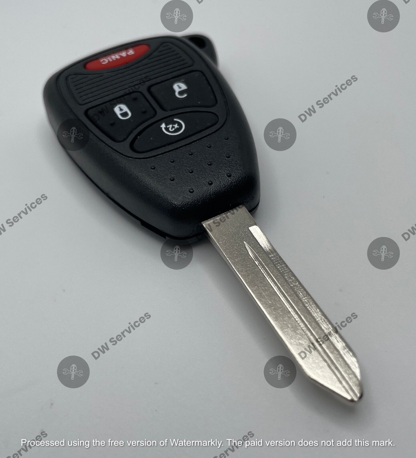 NEW! Dodge Nitro / Caliber / Dakota/ Durango/RAM remote head key FOB OHT692427AA