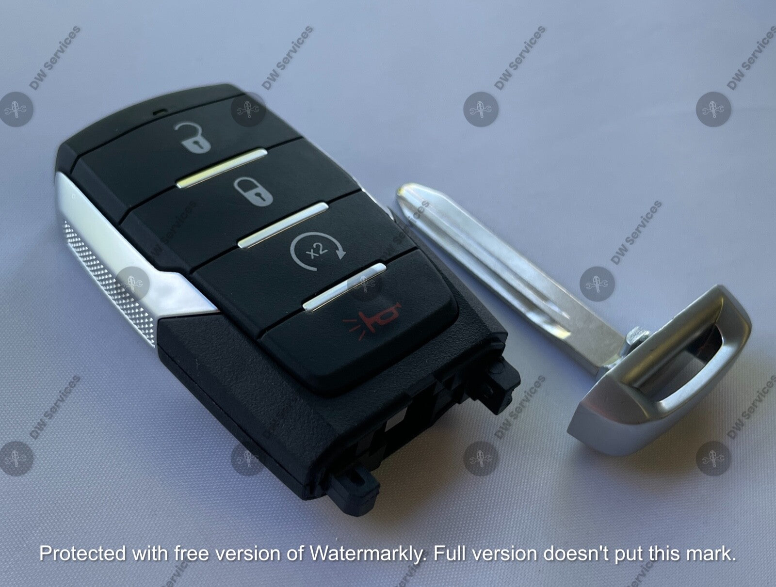 NEW Dodge RAM 1500 4-button SMART KEY PROXIMITY REMOTE FOB OHT-4882056