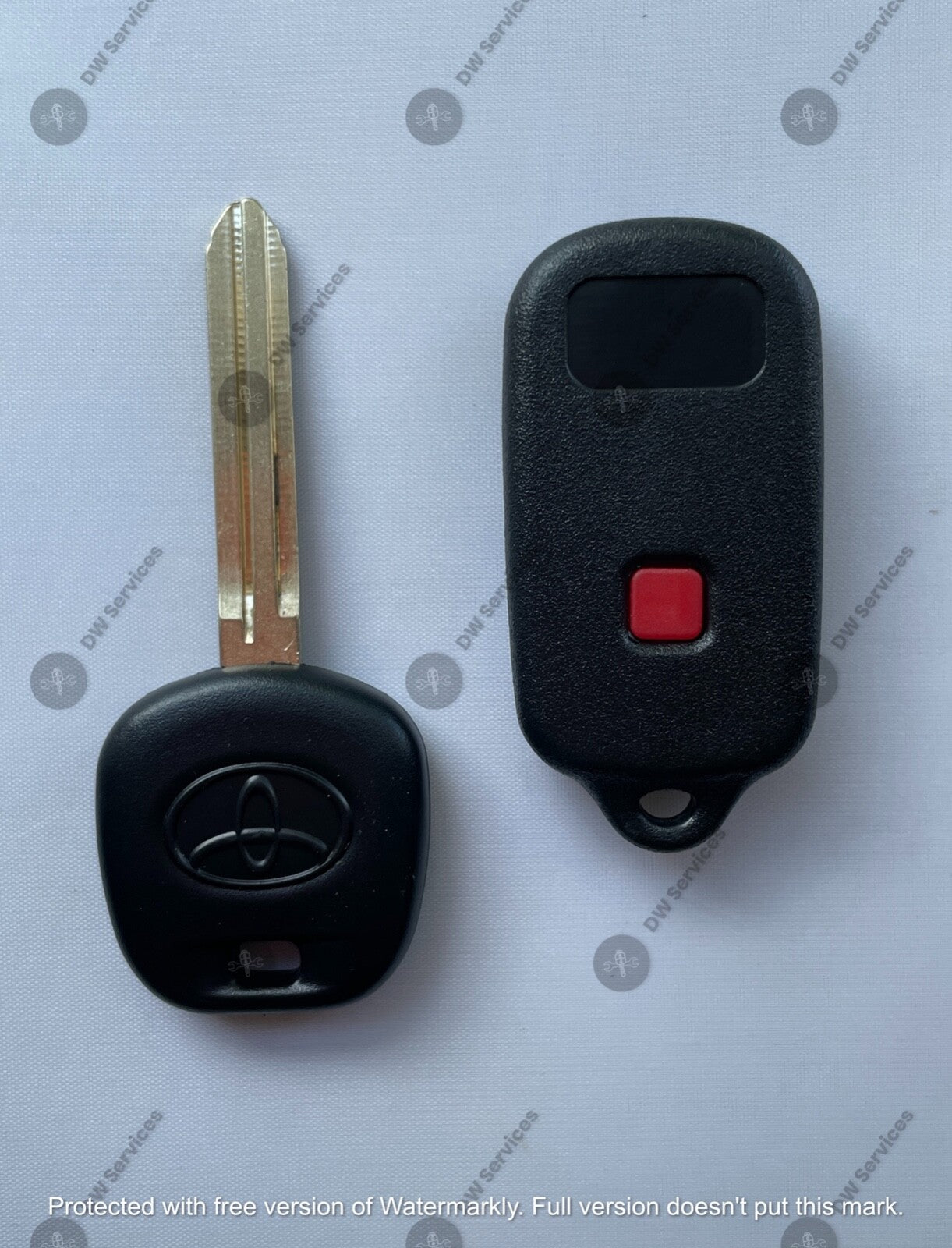 NEW! Toyota keyless entry remote FOB GQ43VT14T & Transponder KEY 4D67 DOT MATRIX