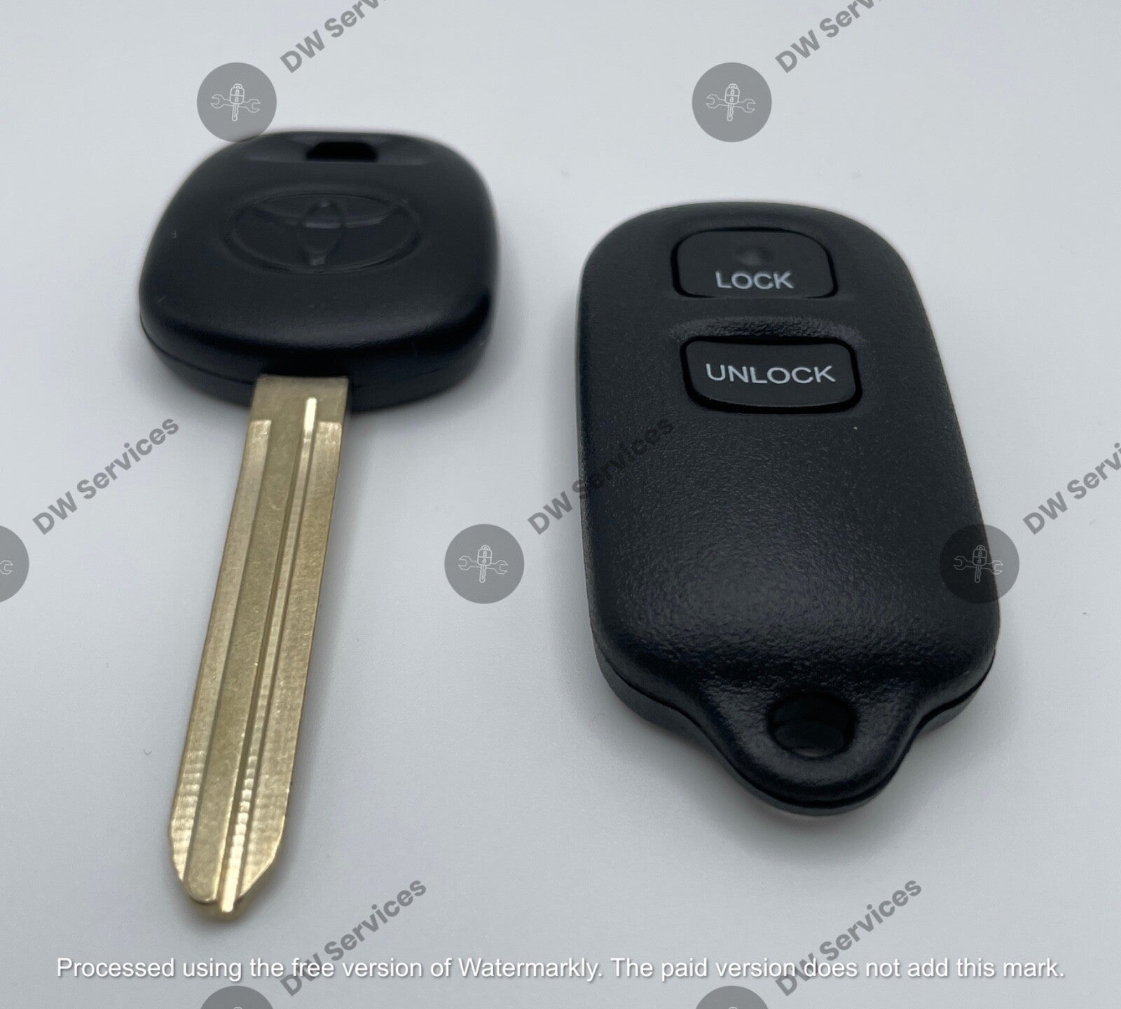 NEW! Toyota keyless entry remote FOB BAB237131-056 & Transponder KEY 4C RS3200