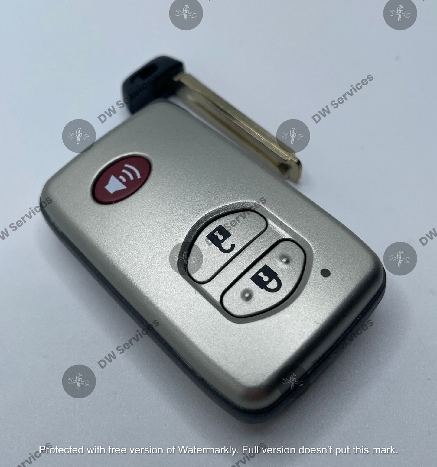 NEW! Toyota LandCruiser / RAV4  PROXIMITY remote SMART key FOB HYQ14AEM # 6601