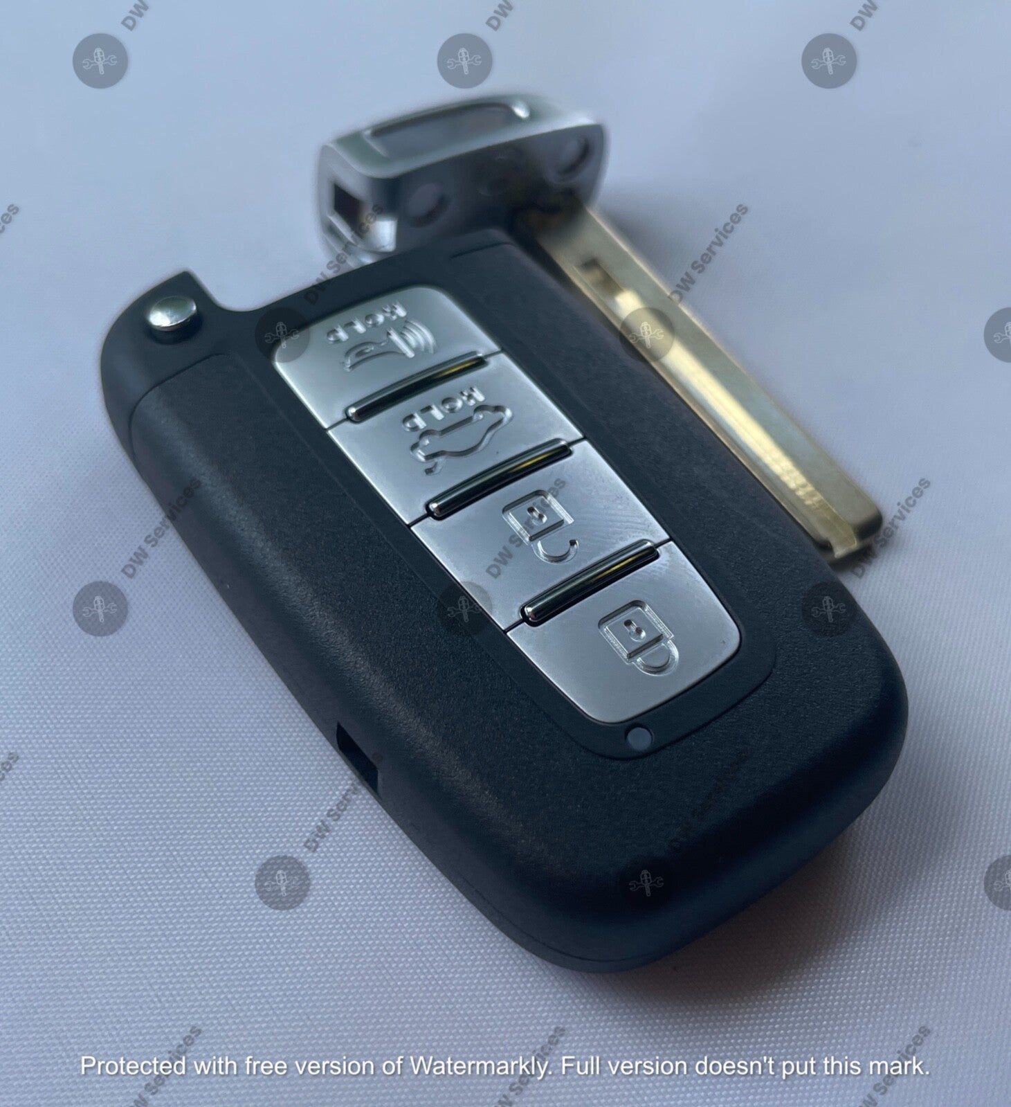 NEW! Hyundai 4button Smart keyless PROX remote fob SY5HMFNA04 ElantraGT Veloster