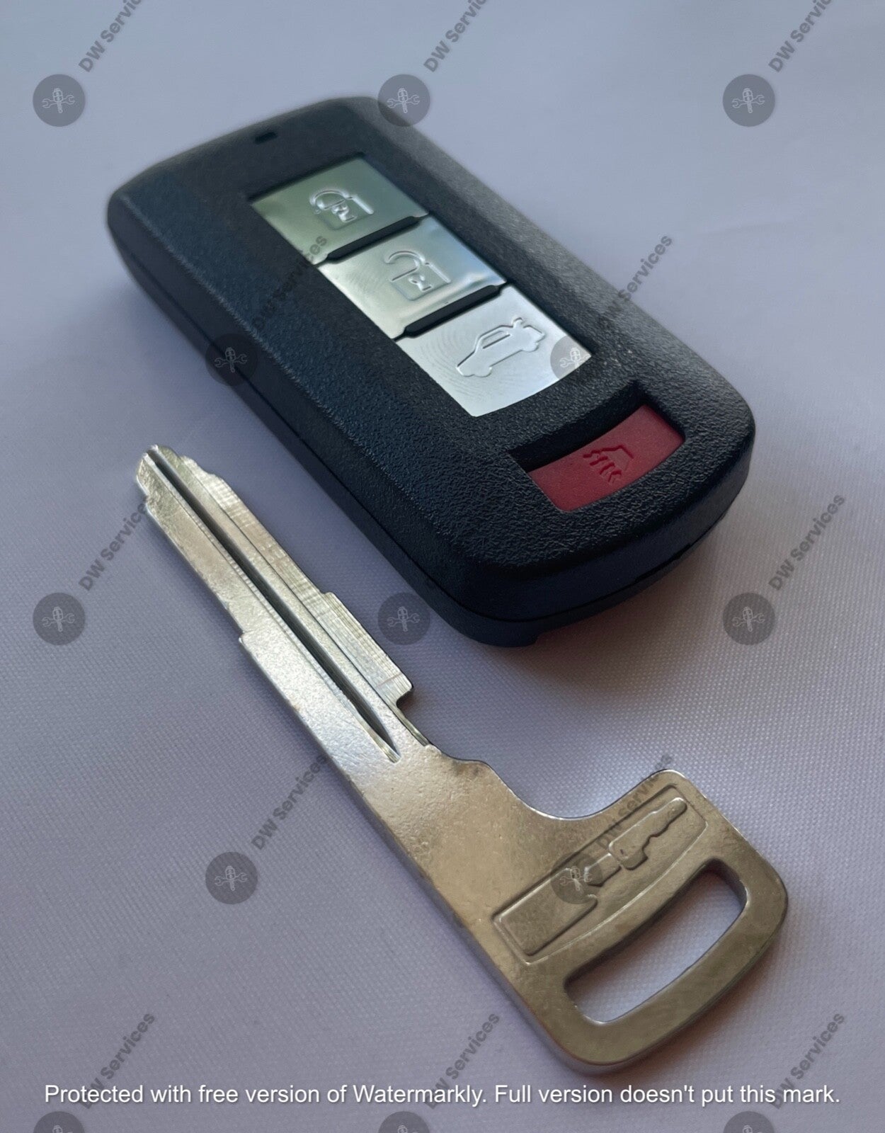 NEW! Mitsubishi LANCER 4-Button Proximity Smart Key OUC644M-KEY-N 8637A228