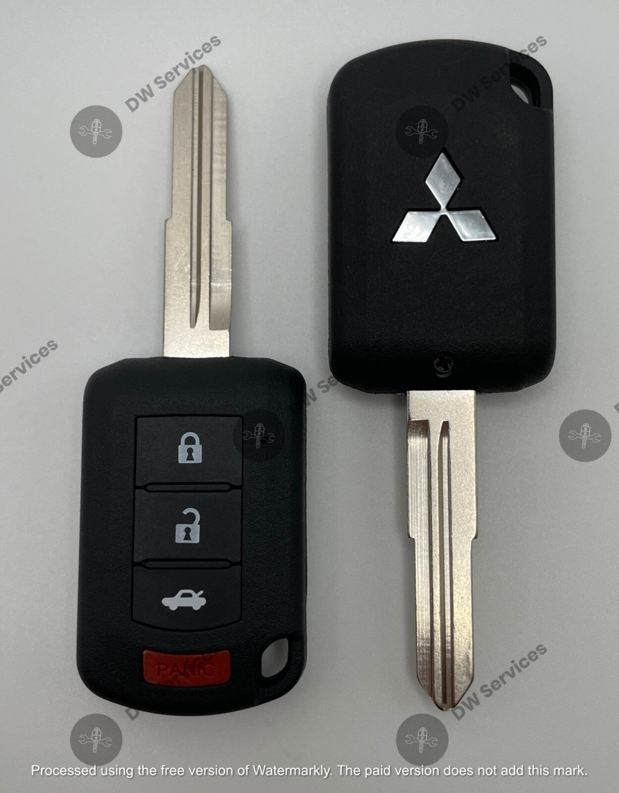 NEW! Mitsubishi LANCER 2015- 2017 3-button remote head key Fob OUCJ166N 6370B945