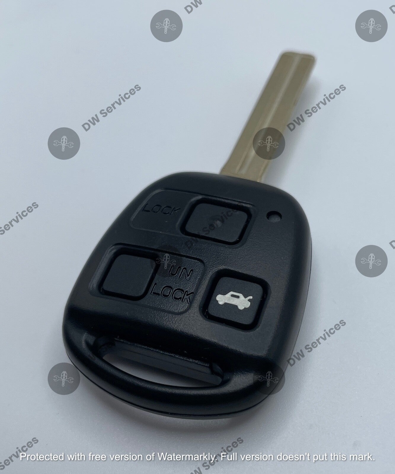 NEW! Lexus 3-button remote head key fob HYQ12BBT 4D68 ES330 RX330 RX400h RX350