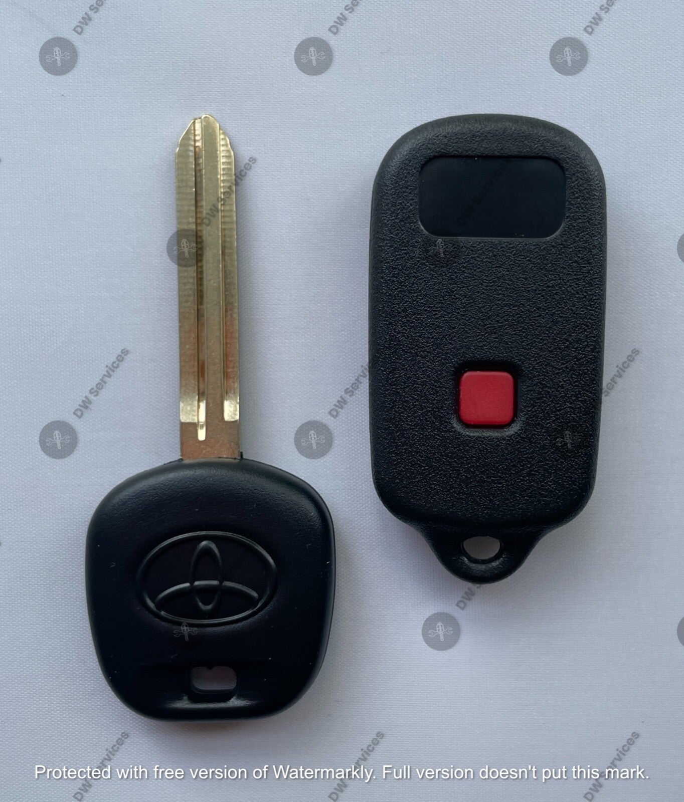 NEW! Toyota keyless entry remote FOB HYQ12BBX & Transponder KEY 4C Sequoia 4RUNN