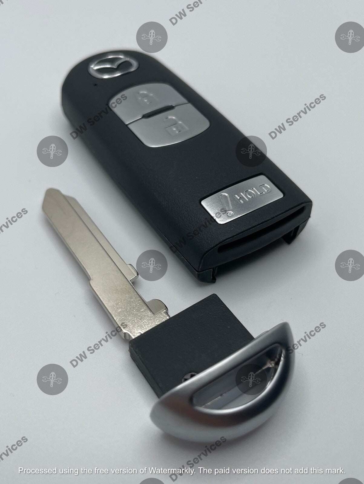 NEW! GENUINE OEM Mazda CX-3 / CX-5 / CX-9 / 3 5 remote SMART key Fob WAZSKE13D01