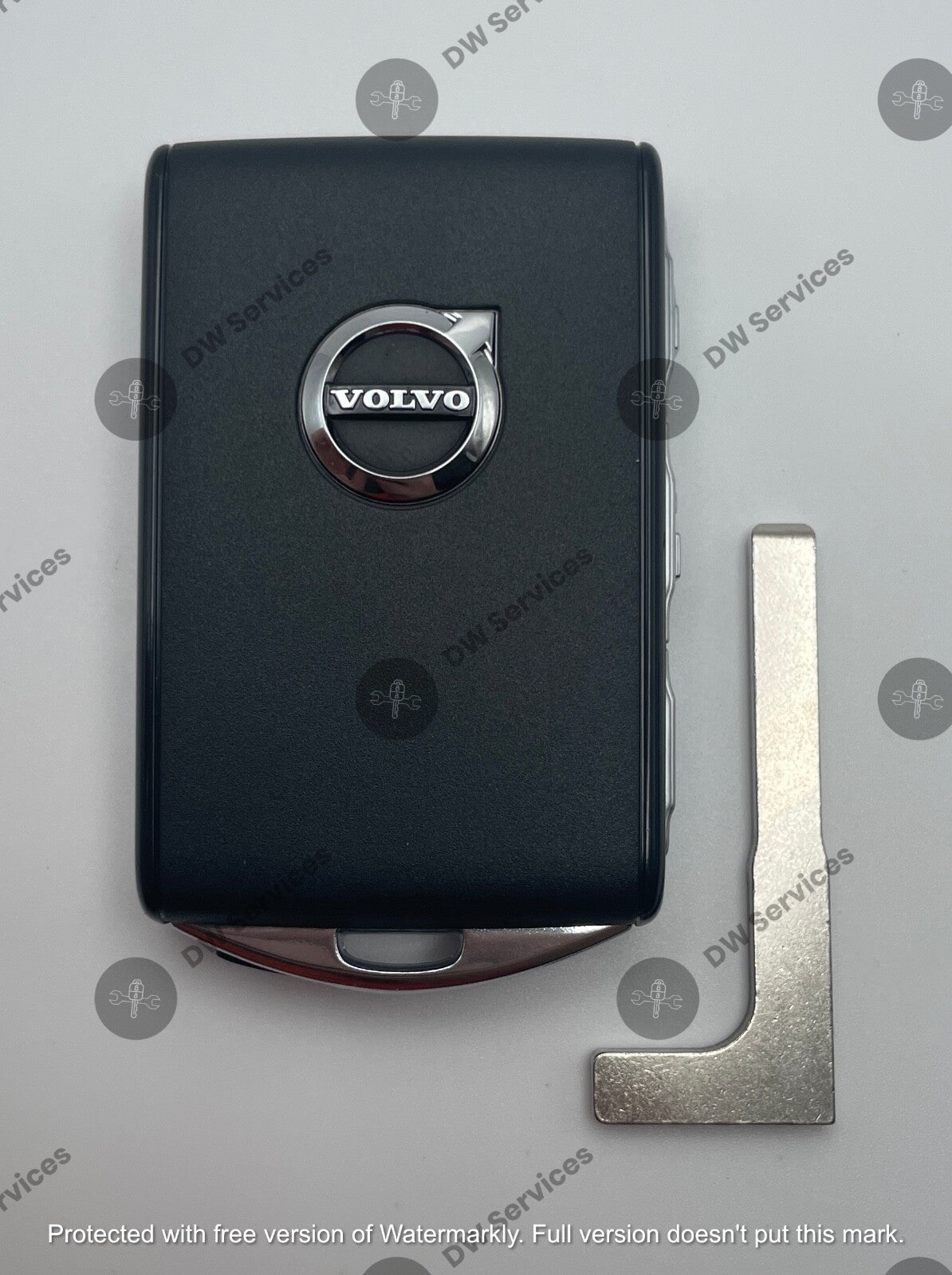 2x NEW! Genuine VOLVO Smart Proximity Key FOB YGOHUF8423  S90 V90 XC90 XC60 XC40