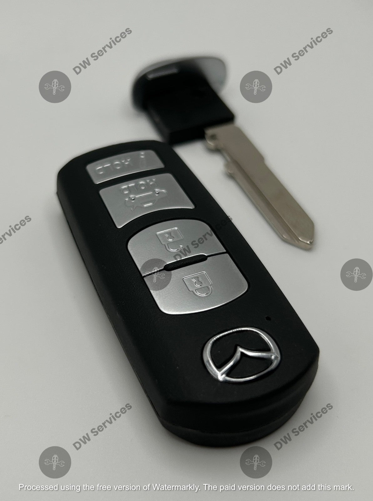 NEW! OEM GENUINE Mazda 3 / 6 / MX-5 PROXIMITY remote SMART key Fob WAZSKE13D02