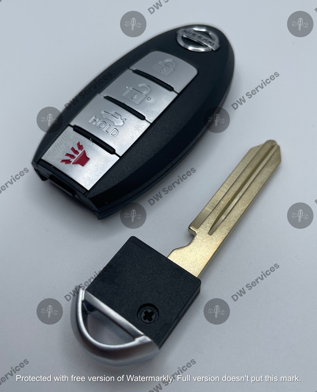 NEW! Nissan Maxima / Sentra PROXIMITY SMART key fob CWTWBU735 TWIST Ignition