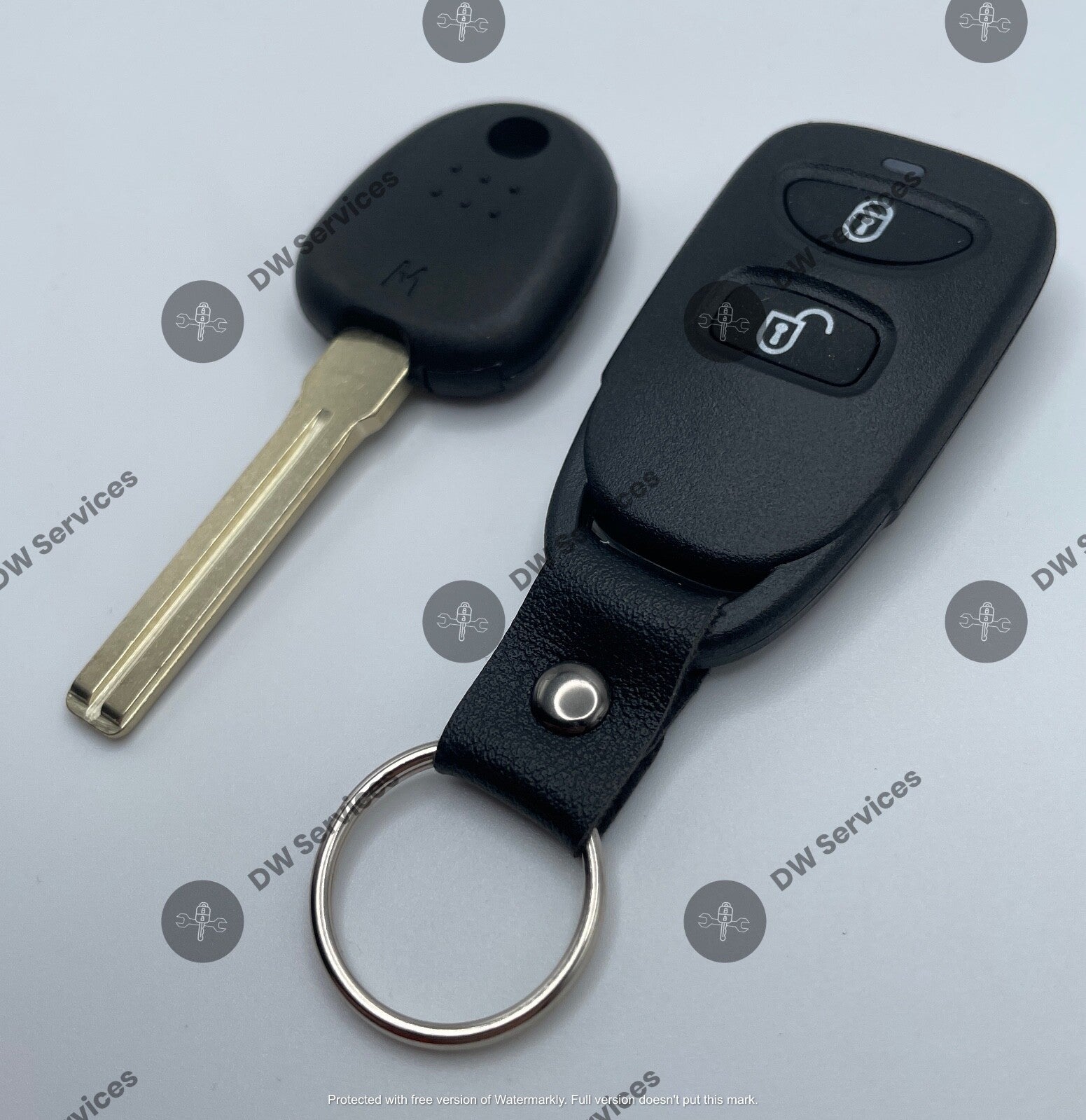 NEW! Hyundai Tucson keyless remote FOB OSLOKA-850T  & NON transponder key HY20