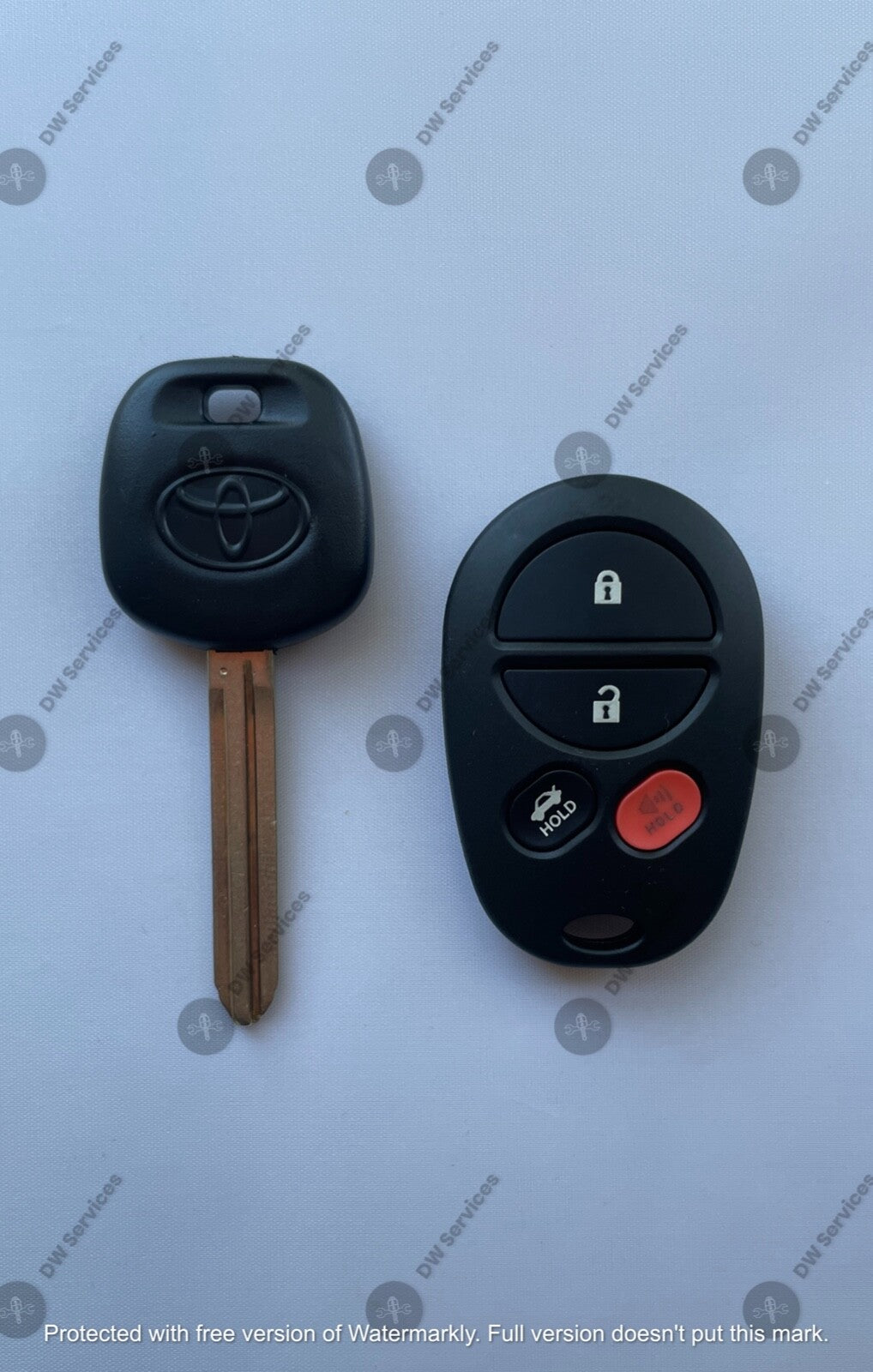 NEW! Toyota keyless entry remote FOB GQ43VT20T & Transponder KEY 4D67 DOT Avalon