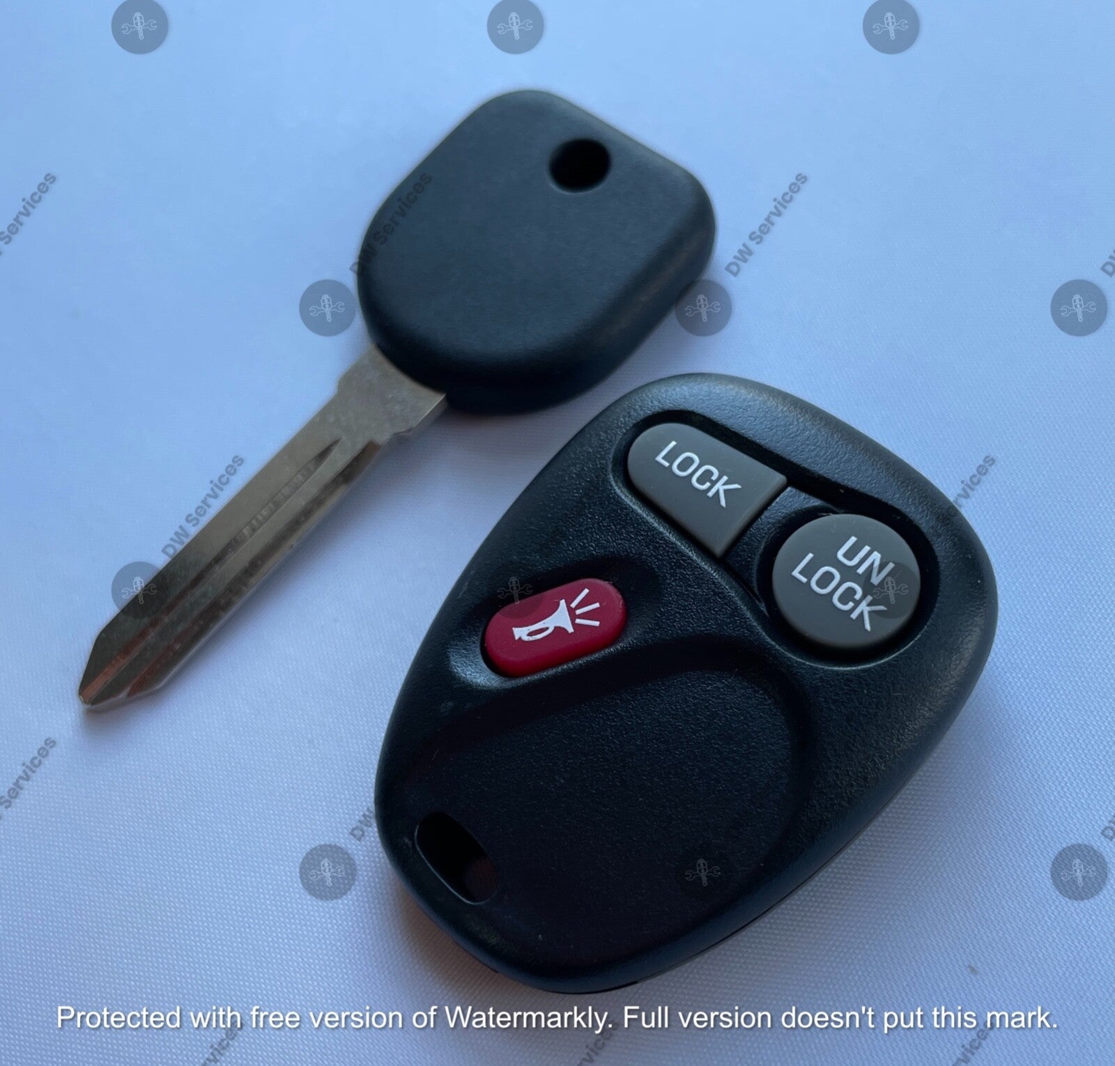 NEW! GM keyless entry remote FOB KOBUT1BT & NON Transponder KEY GMC Chevy Cadi
