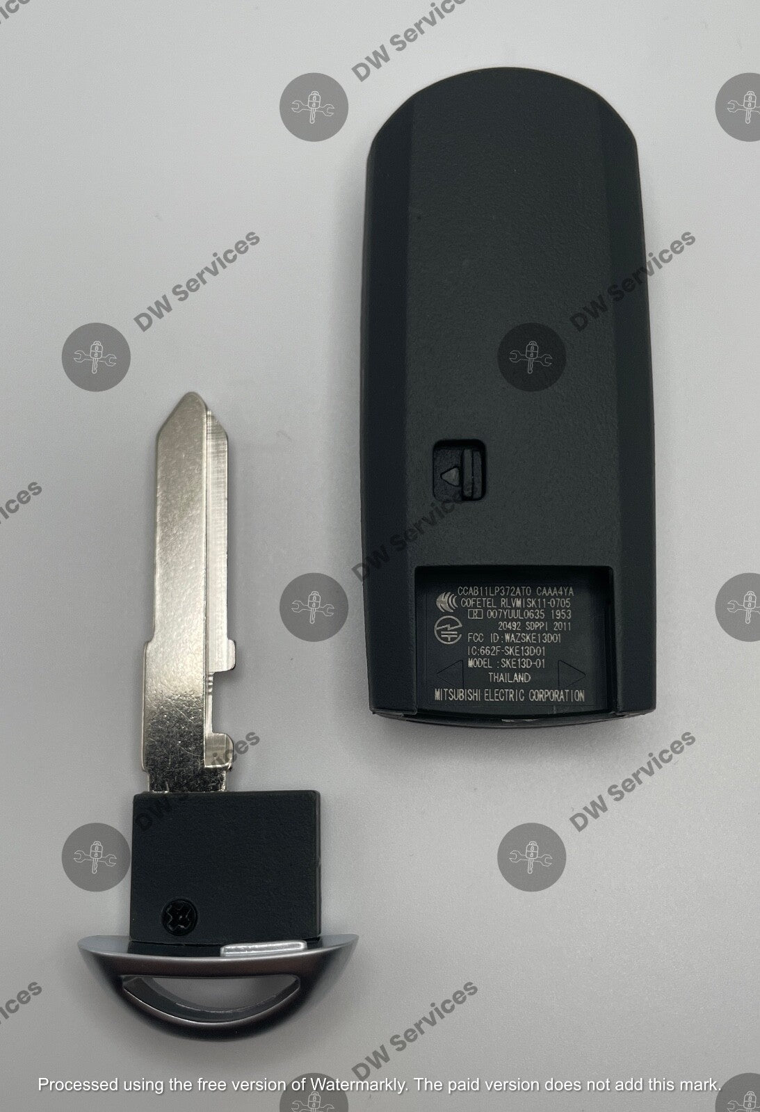 NEW! GENUINE OEM Mazda CX-3 / CX-5 / CX-9 / 3 5 remote SMART key Fob WAZSKE13D01