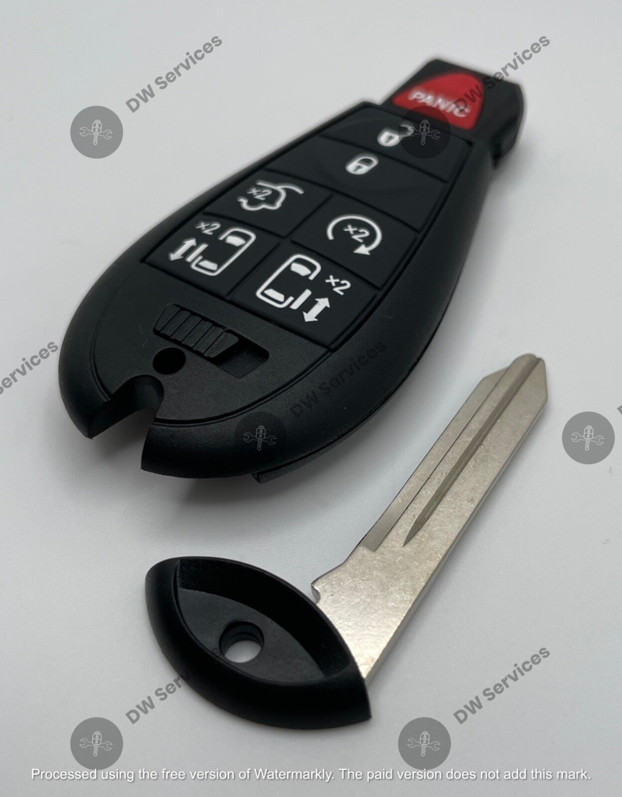 NEW! OEM Genuine Volkswagen ROUTAN keyless entry remote key fob FOBIK IYZ-C01C