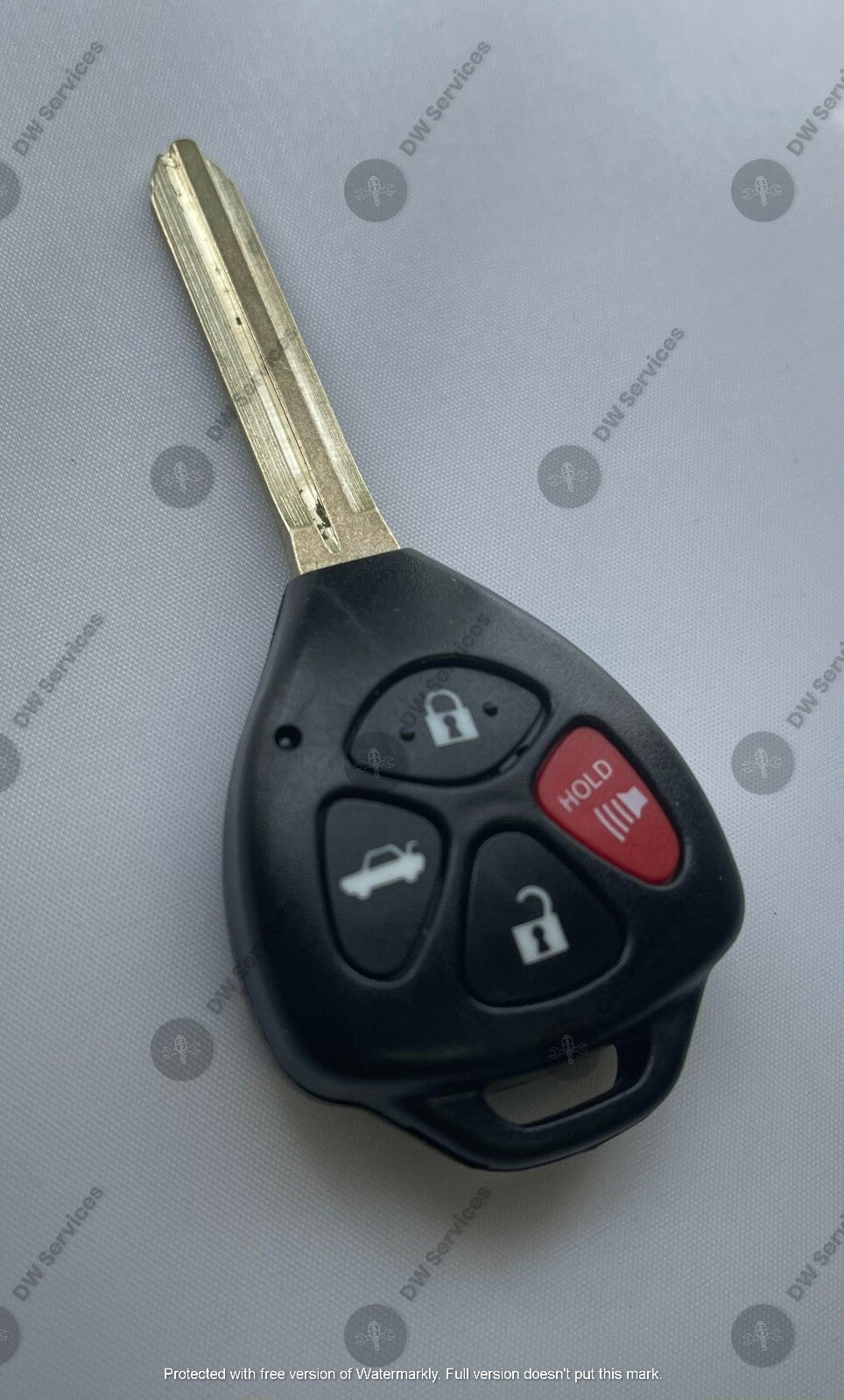 NEW! Toyota 4 button remote head key fob HYQ12BBY 4D67 DOT - Camry Corolla