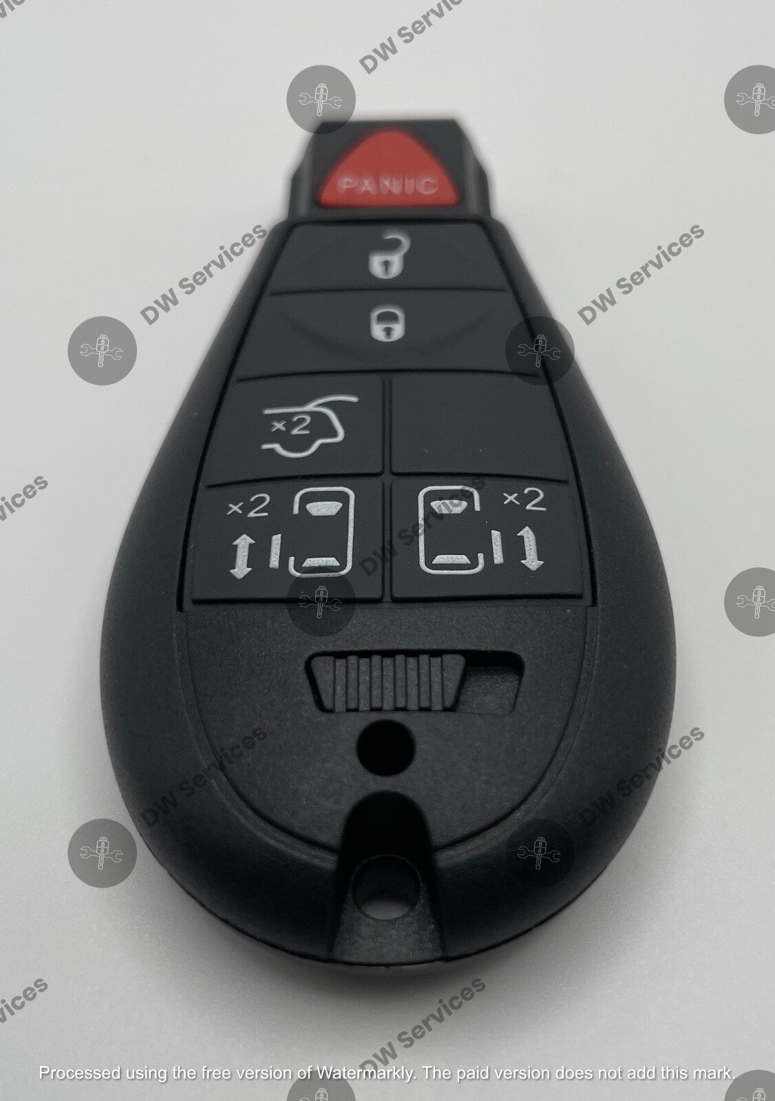 NEW! Chrysler Town & Country 2008-2017 remote key fob KEYLESS GO FOBIK IYZ-C01C