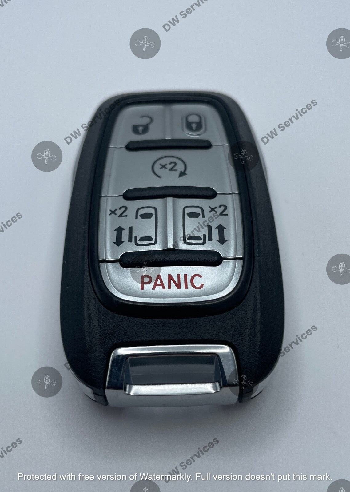 NEW! GENUINE OEM Chrysler Pacifica / Voyager SMART key PROX remote M3N-97395900