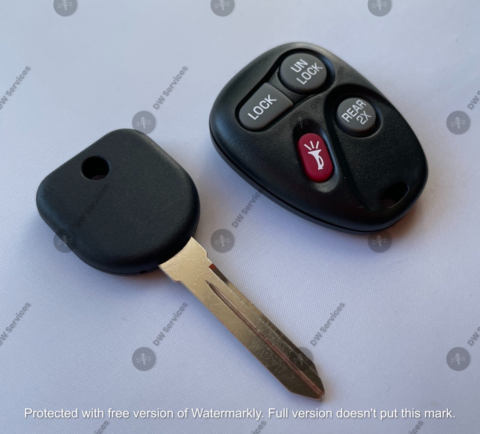 NEW! GM keyless entry remote FOB KOBUT1BT & NON Transponder KEY GMC Chevy Oldsmo