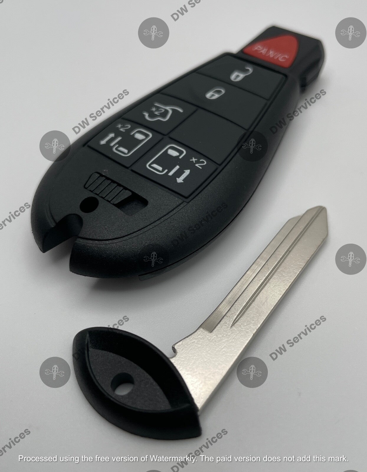 NEW! Chrysler Town & Country 2008-2017 remote key fob FOBIK IYZ-C01C  M3N5WY783X