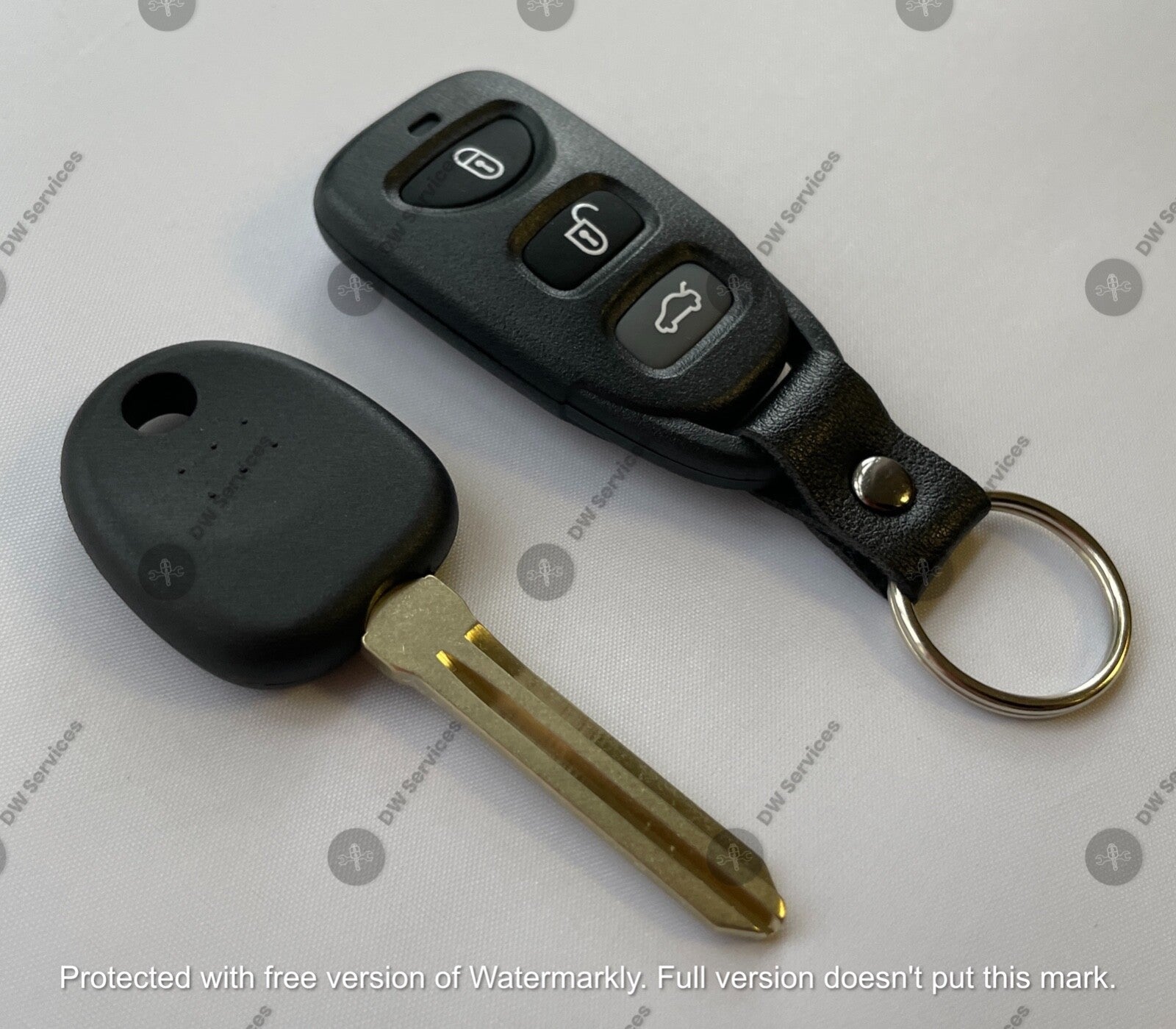 NEW! Hyundai keyless entry remote FOB OSLOKA-310T  & Non-Transponder KEY ELANTRA