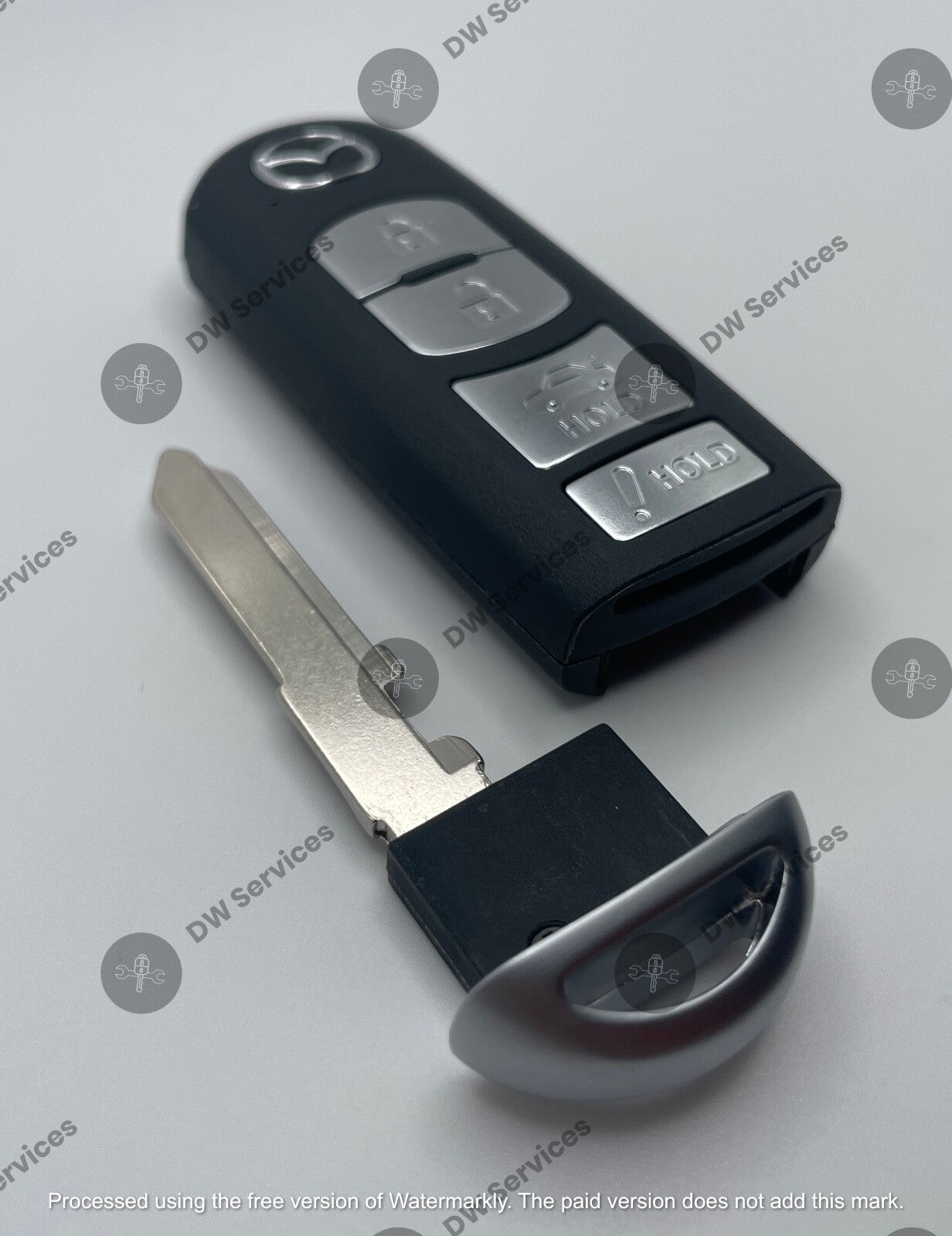 NEW! GENUINE OEM Mazda 6 / 3 / MX-5 remote SMART key Fob WAZSKE13D01 GJY9-67-5DY