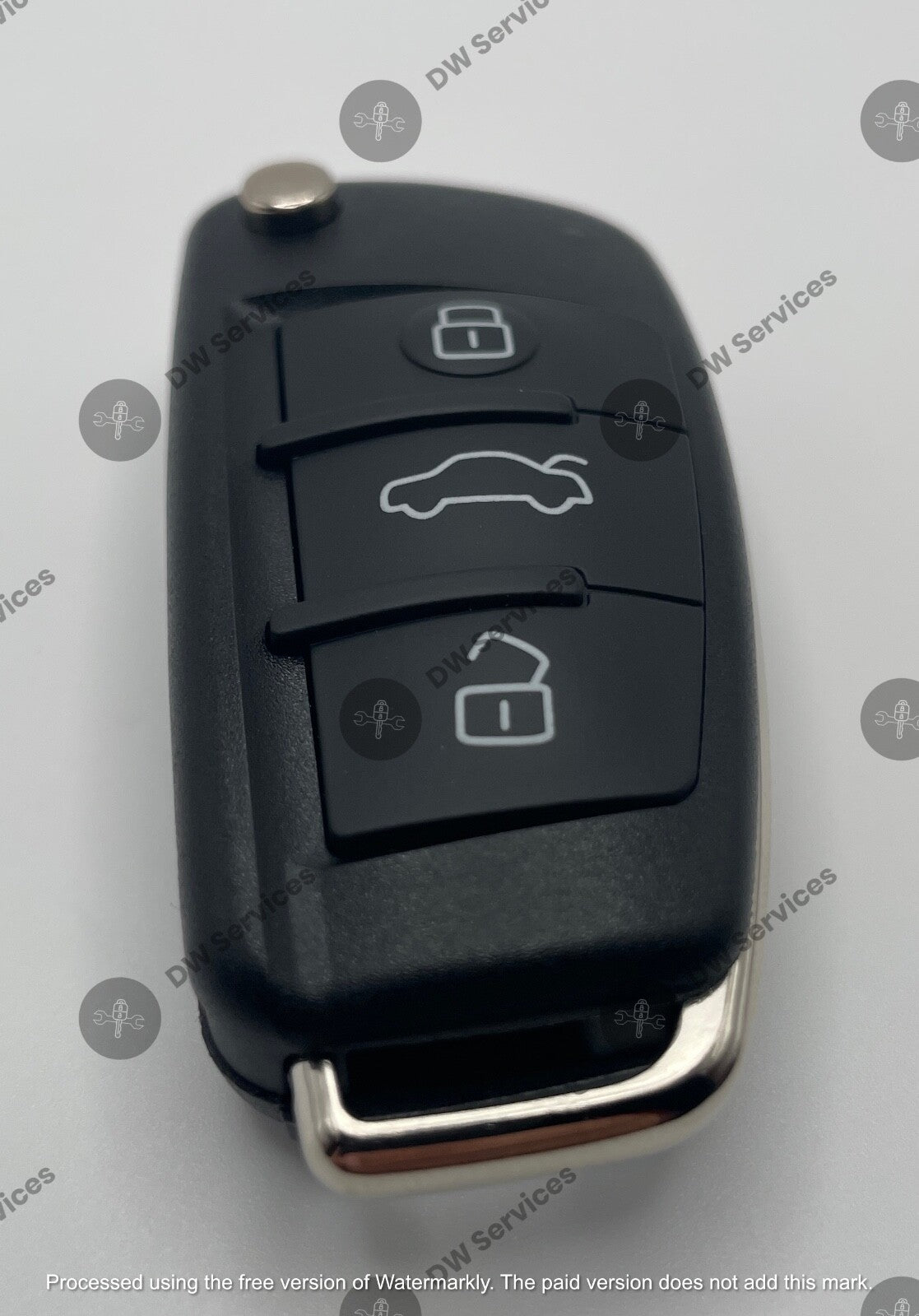 NEW! Audi keyless entry remote flip key fob IYZ 3314 / 4F0837220 N AG / 8E Chip