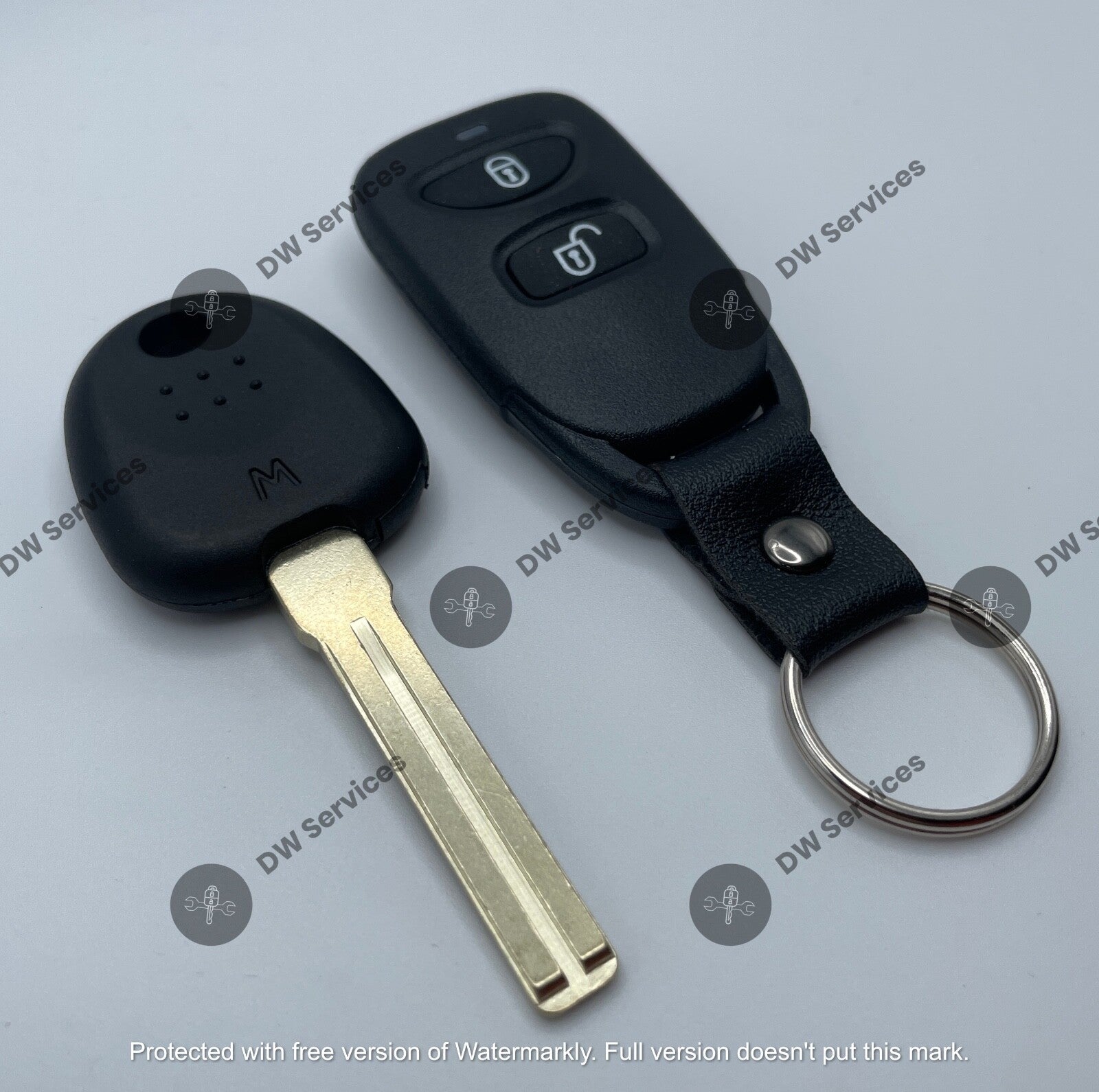 NEW! Hyundai Tucson keyless remote FOB OSLOKA-850T  & NON transponder key HY20