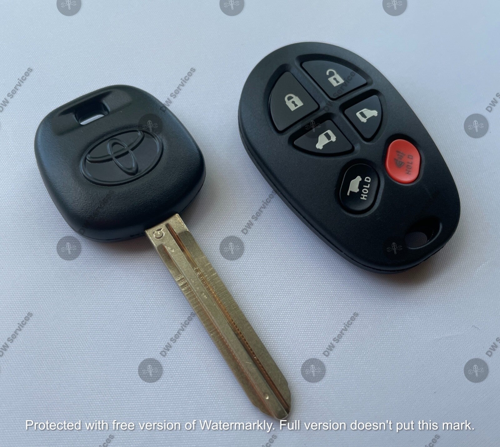 NEW! Toyota SIENNA keyless remote FOB GQ43VT20T & Transponder KEY 'G' Chip HATCH