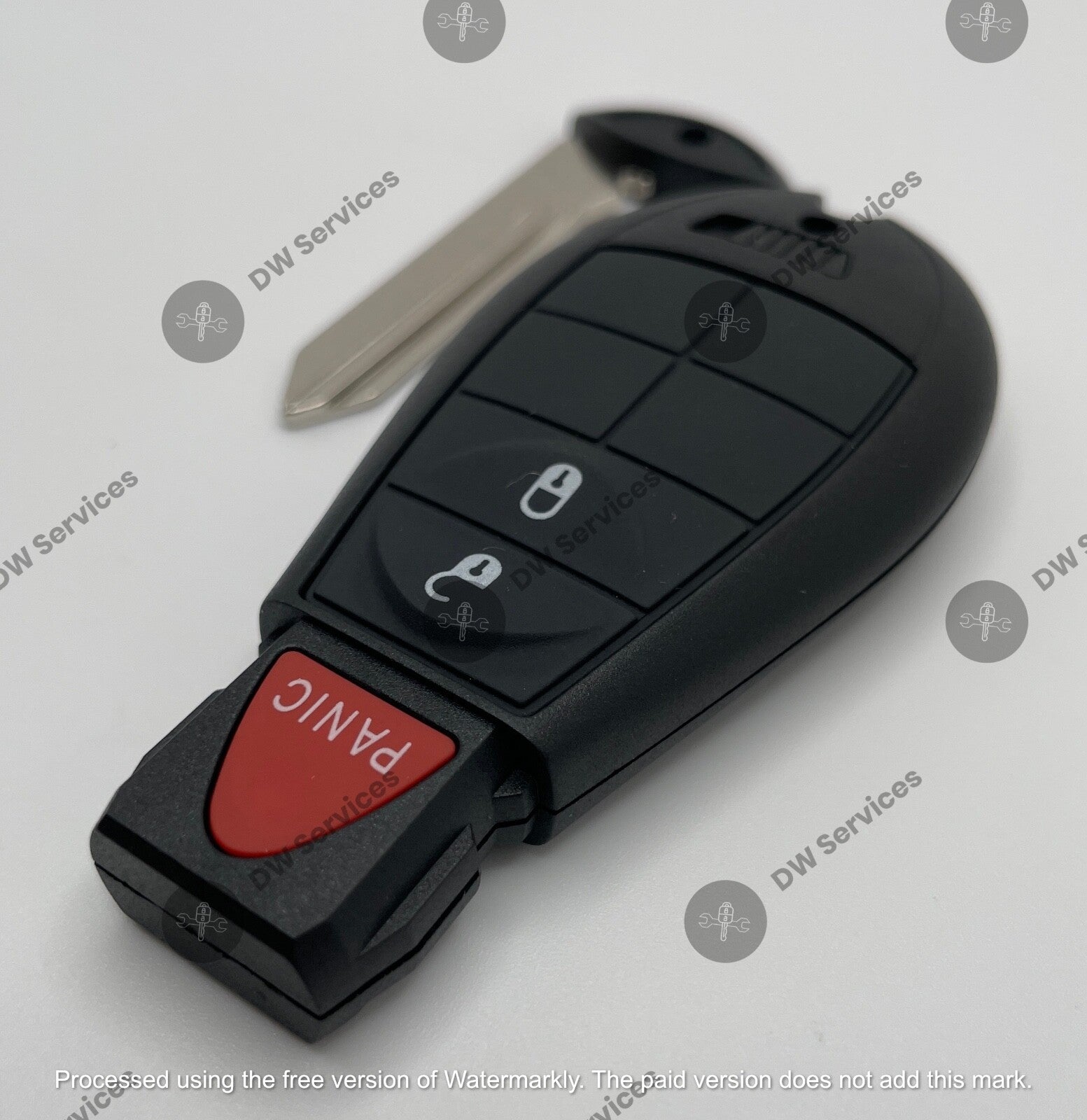 NEW! Chrysler Town & Country / 300 remote key fob FOBIK IYZ-C01C / M3N5WY783X