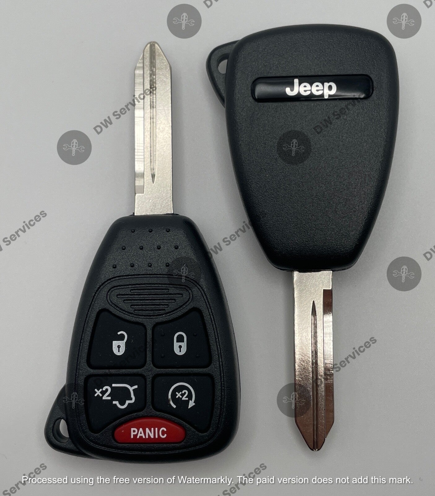 NEW! Jeep Grand Cherokee / Commander / Liberty remote head key FOB OHT692427AA