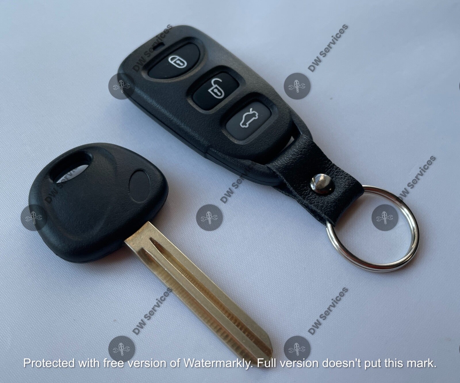 NEW! Hyundai keyless entry remote FOB OSLOKA-360T & Non-Transponder KEY ELANTRA
