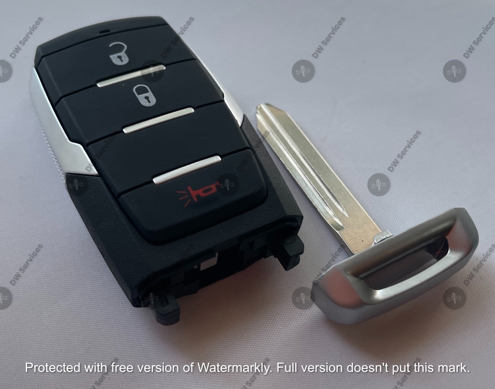 NEW! Dodge RAM 1500 3 button SMART KEY PROXIMITY REMOTE FOB OHT-4882056