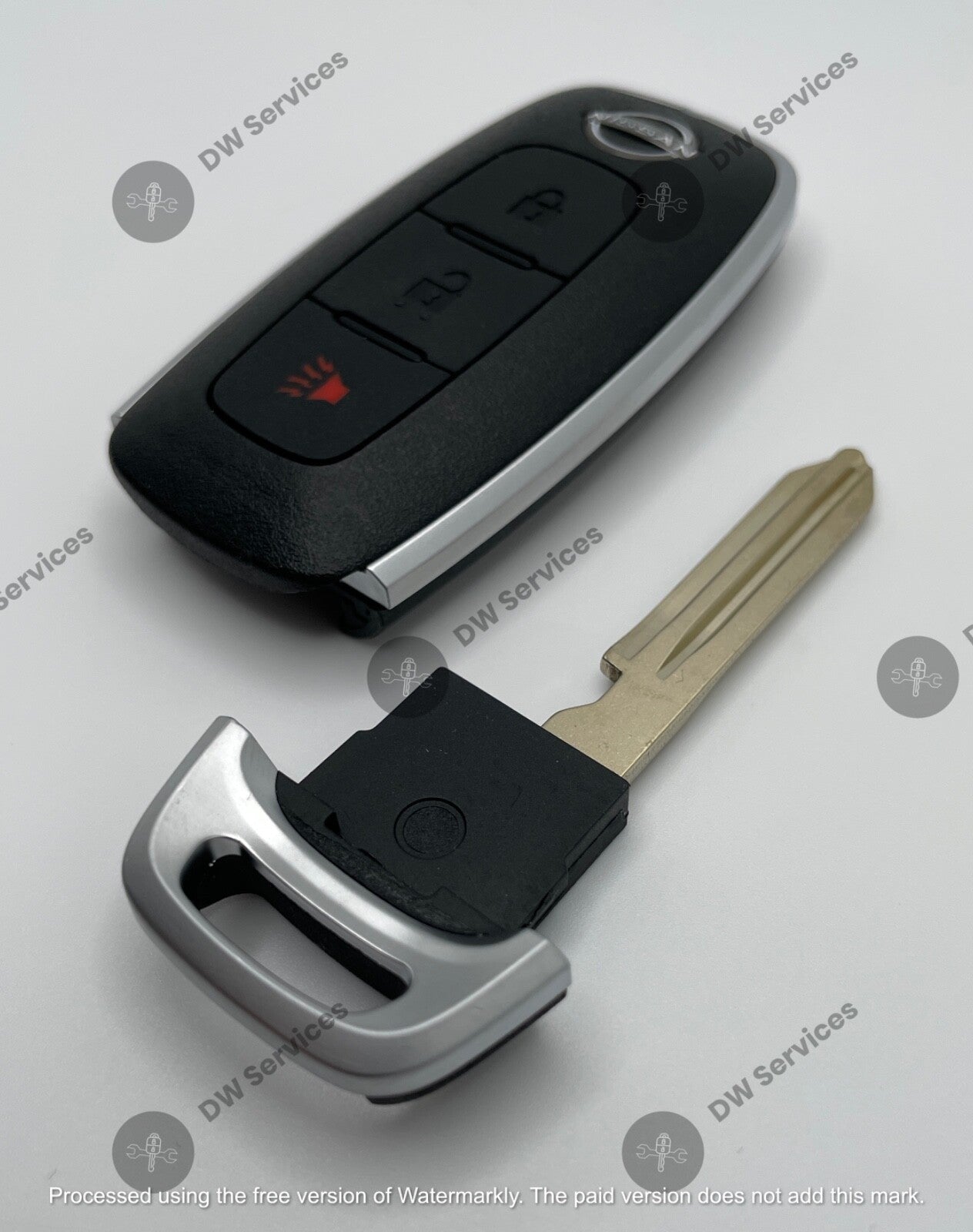 NEW OEM GENUINE Nissan Rogue/Pathfinder Proximity remote SMART key Fob KR5TXPZ1