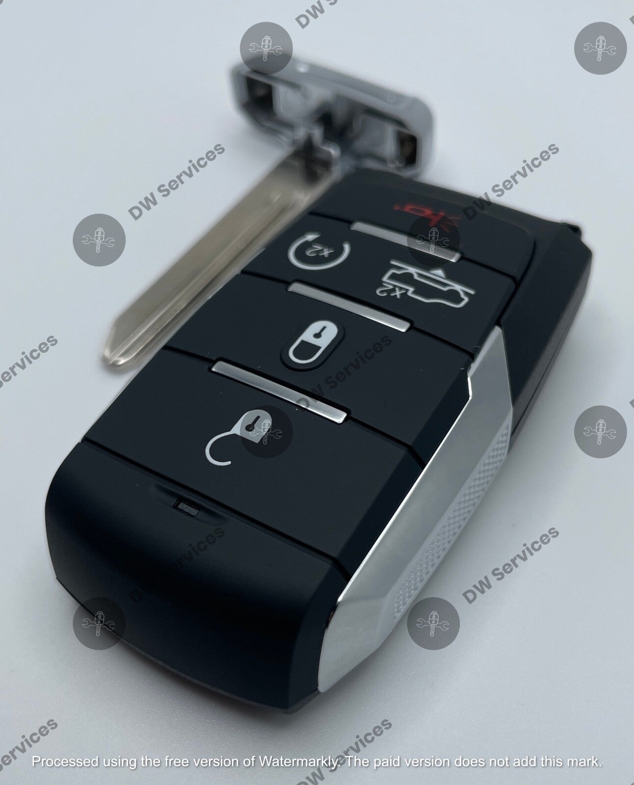 NEW! Dodge RAM 1500 5-button SMART KEY PROXIMITY REMOTE FOB OHT-4882056 Air Sus
