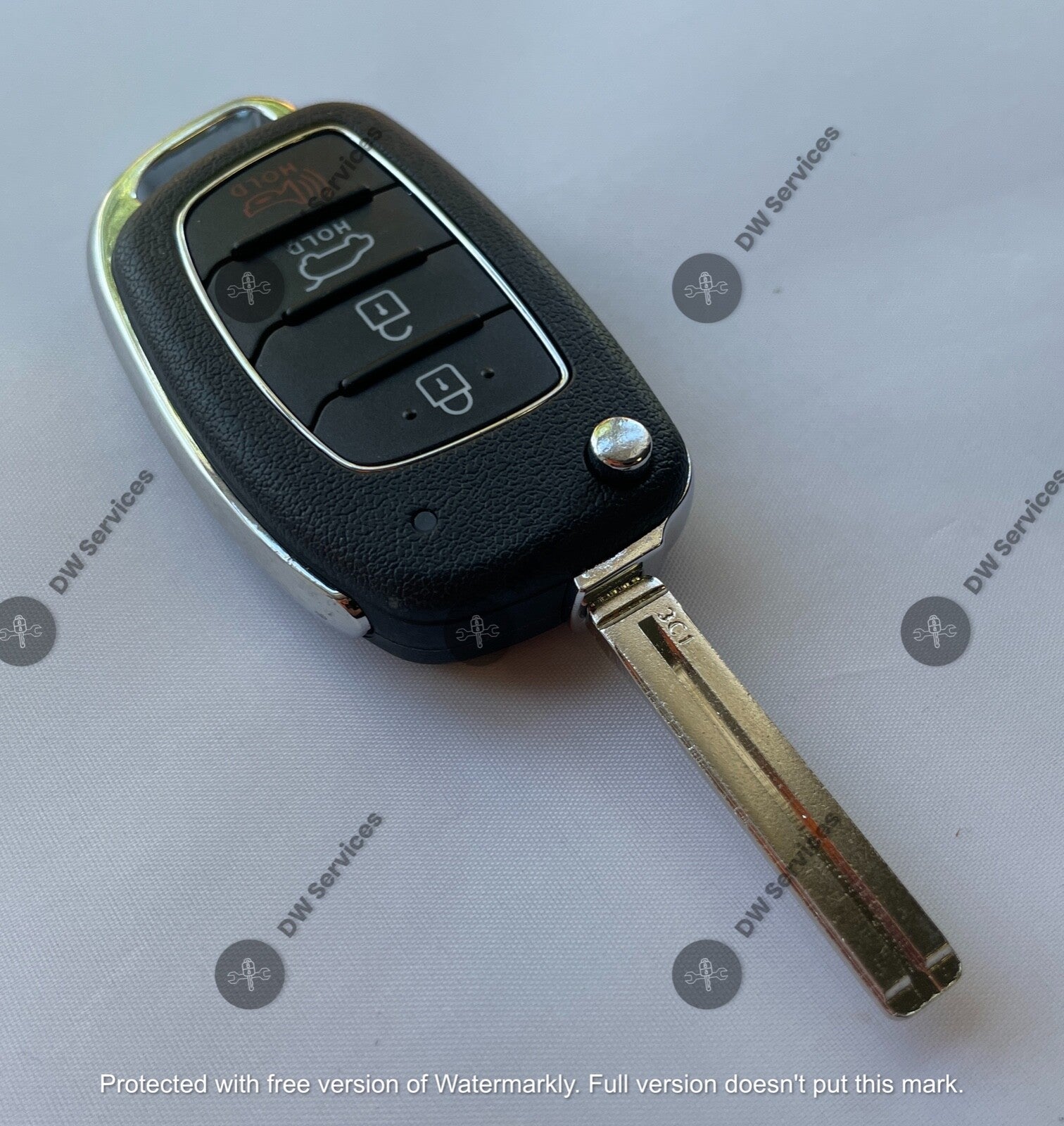 NEW! GENUINE Hyundai Tucson Flip key remote fob TQ8-RKE-4F25 TL-4BT 95430-D3010