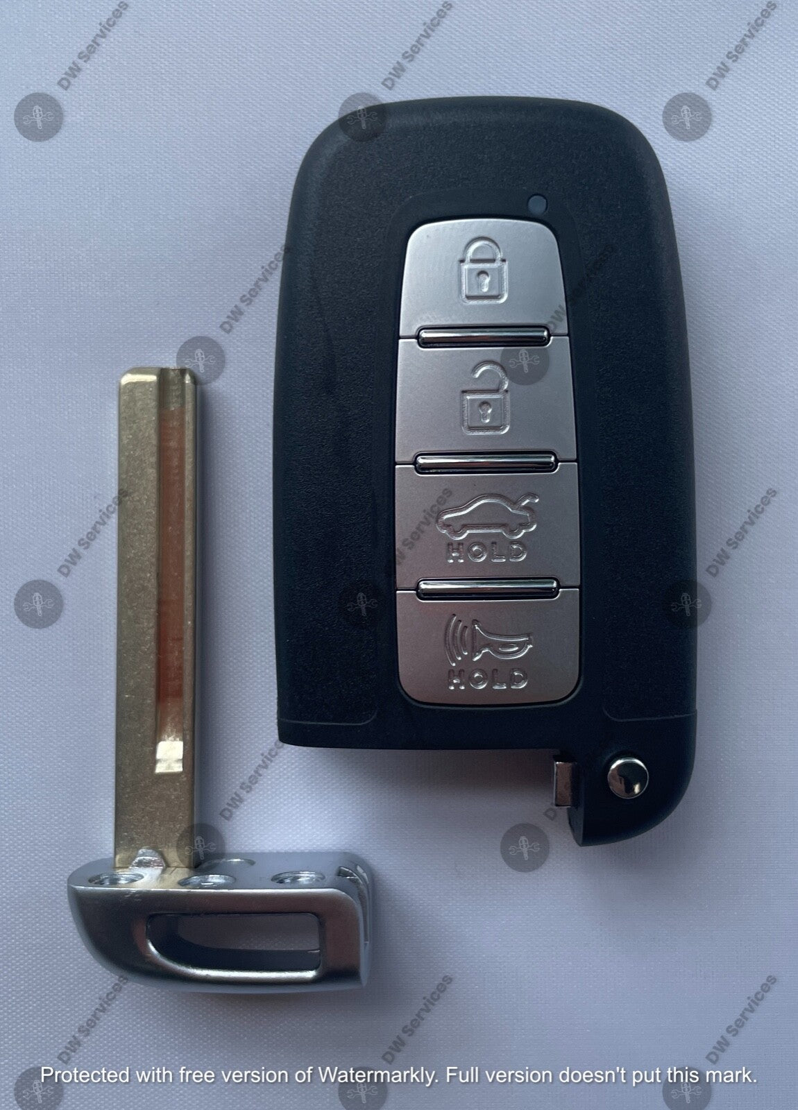NEW! Hyundai 4button Smart keyless PROX remote fob SY5HMFNA04 ElantraGT Veloster