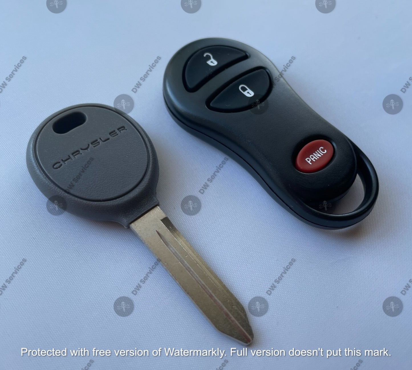 NEW! Chrysler keyless entry remote FOB GQ43VT17T & Transponder KEY 4D64 Chip L/U