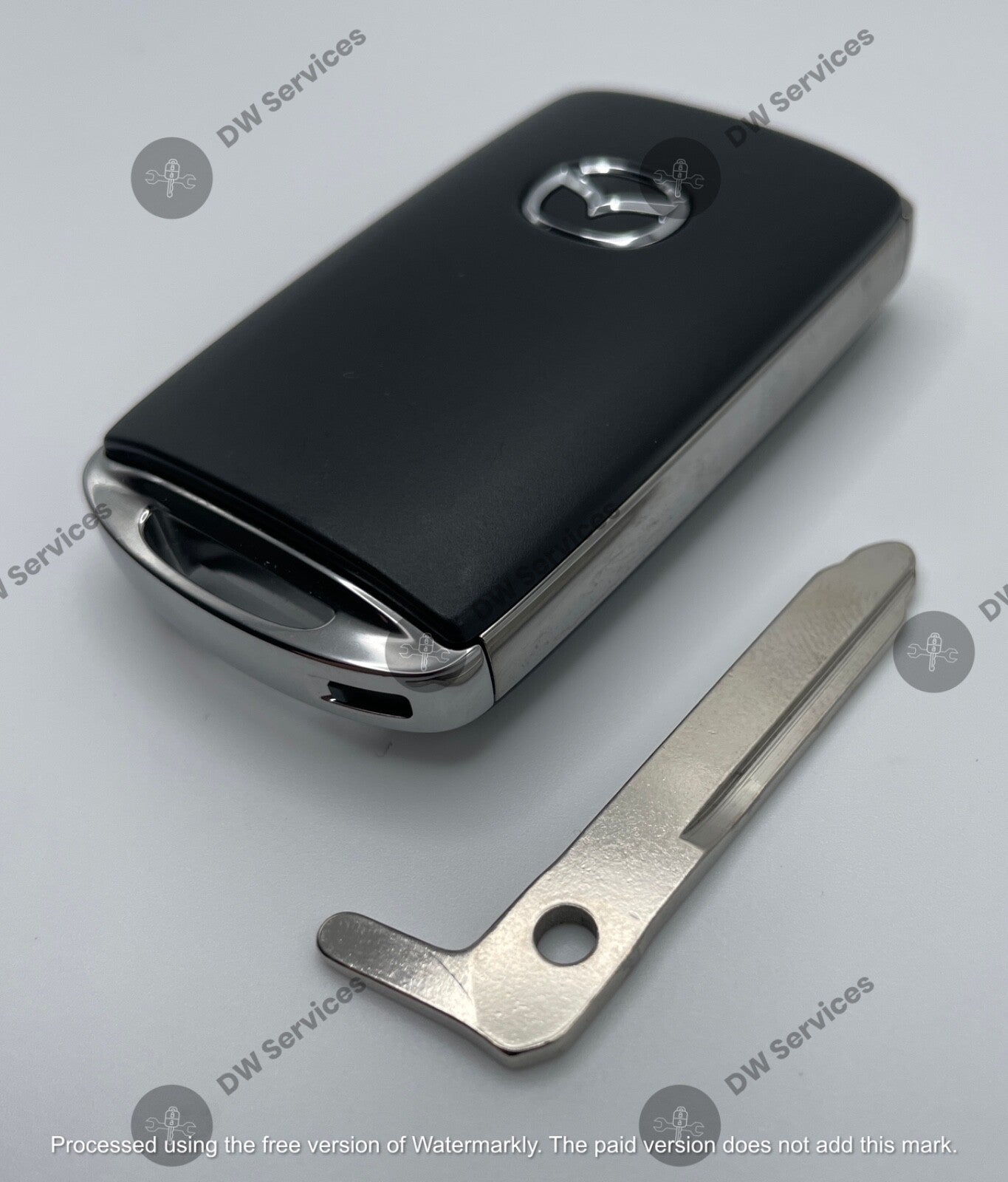 NEW! OEM GENUINE Mazda 3 / Miata MX-5 Proximity remote SMART key Fob WAZSKE11D01