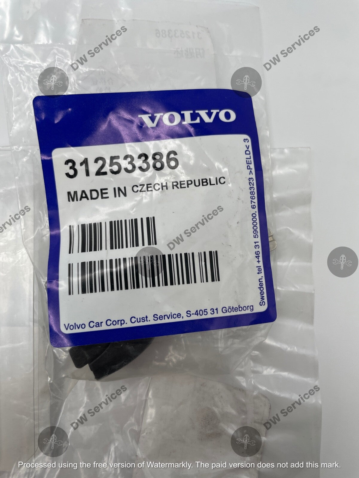 NEW! Genuine OEM VOLVO Remote flip Key FOB LQNP2T-APU S60 S80 XC90 V70 XC70 XC90