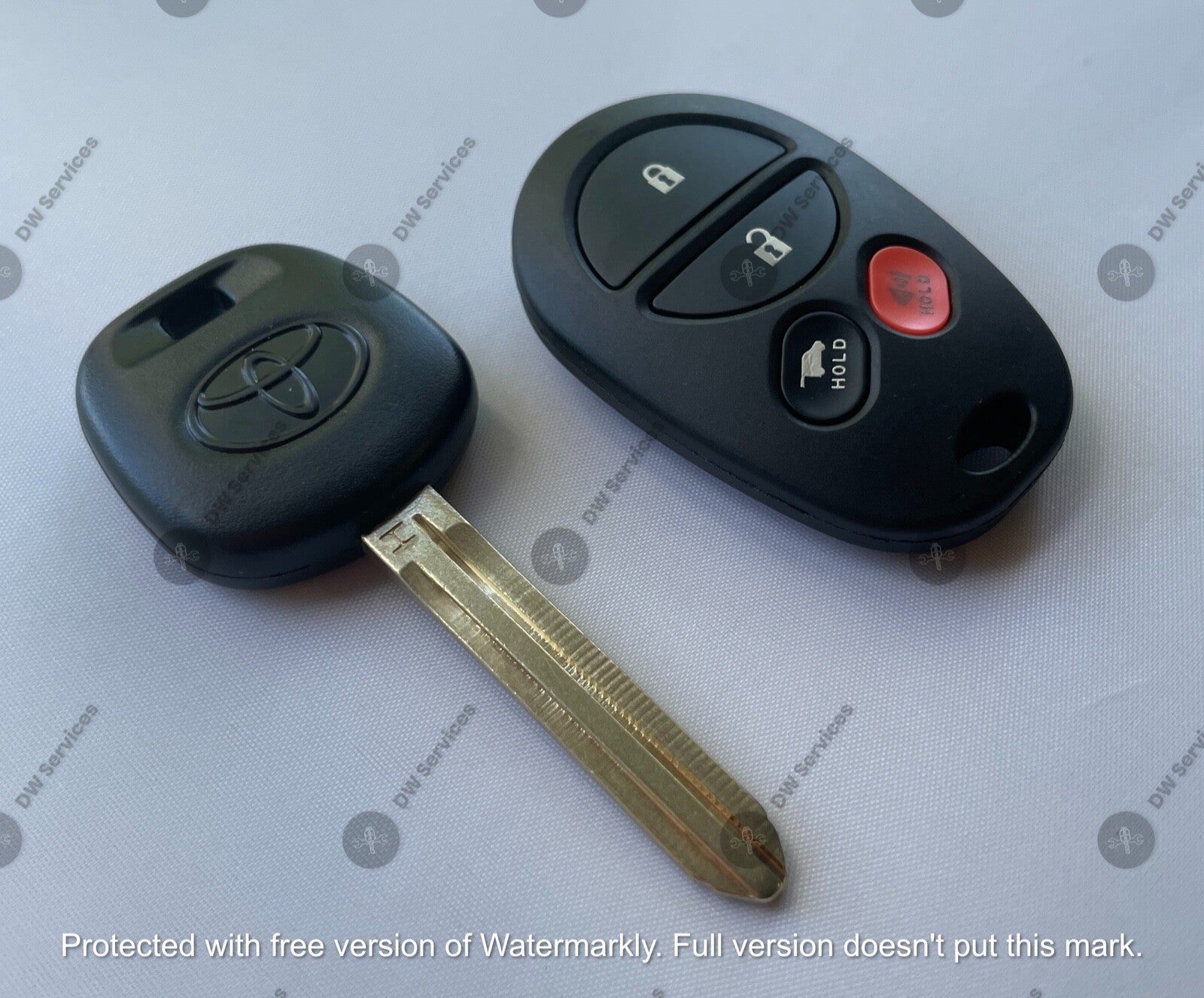 NEW! Toyota SEGUOIA keyless entry remote FOB GQ43VT20T & Transponder KEY 'H'Chip