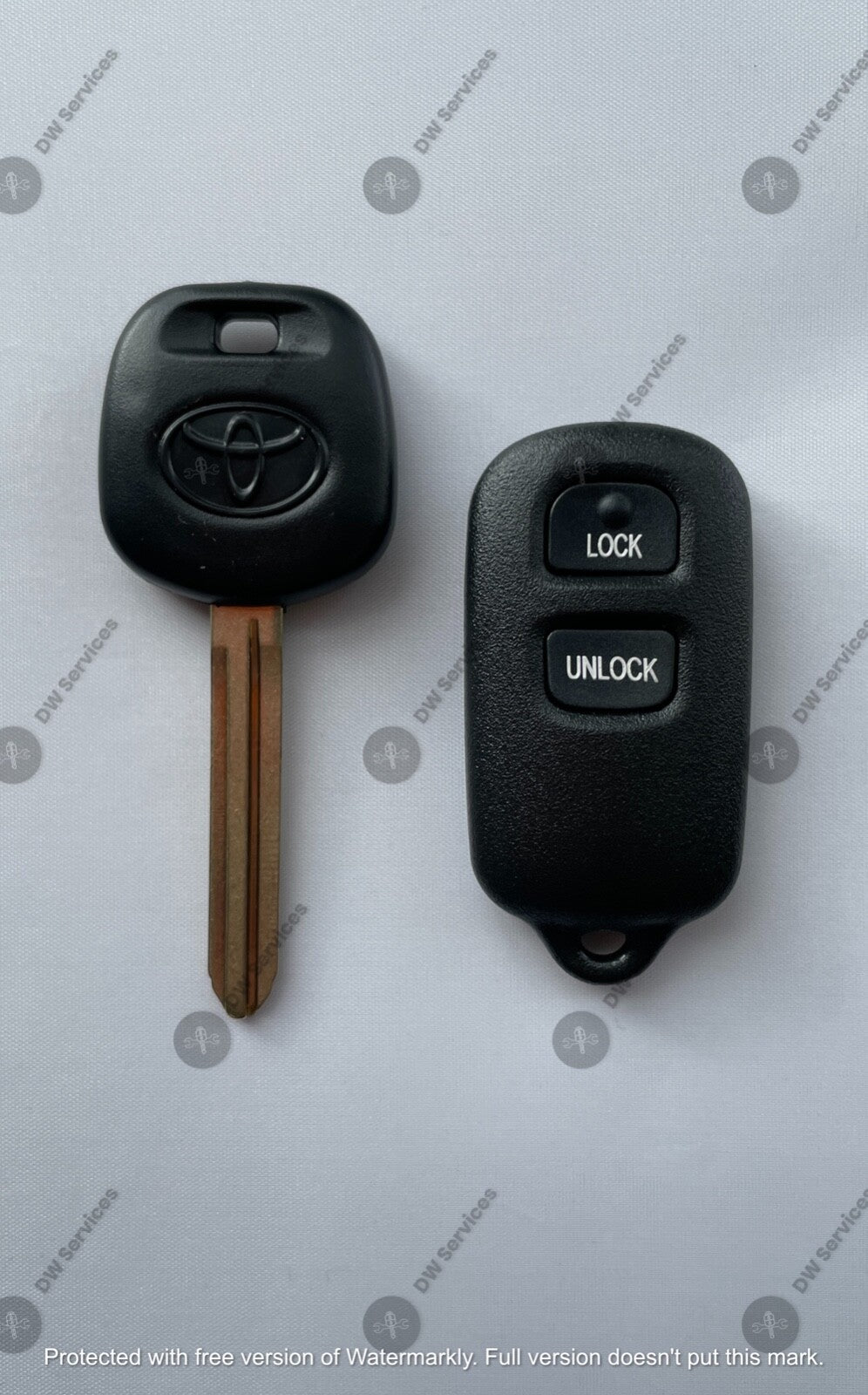 NEW! Toyota keyless entry remote FOB GQ43VT14T & Transponder KEY 4C