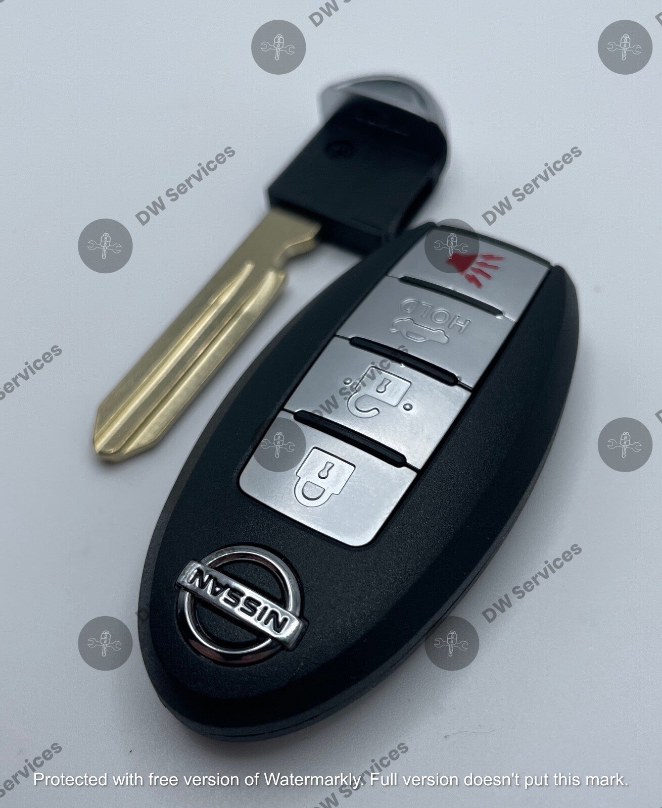 NEW! Nissan Maxima / Sentra PROXIMITY SMART key fob CWTWBU735 TWIST Ignition