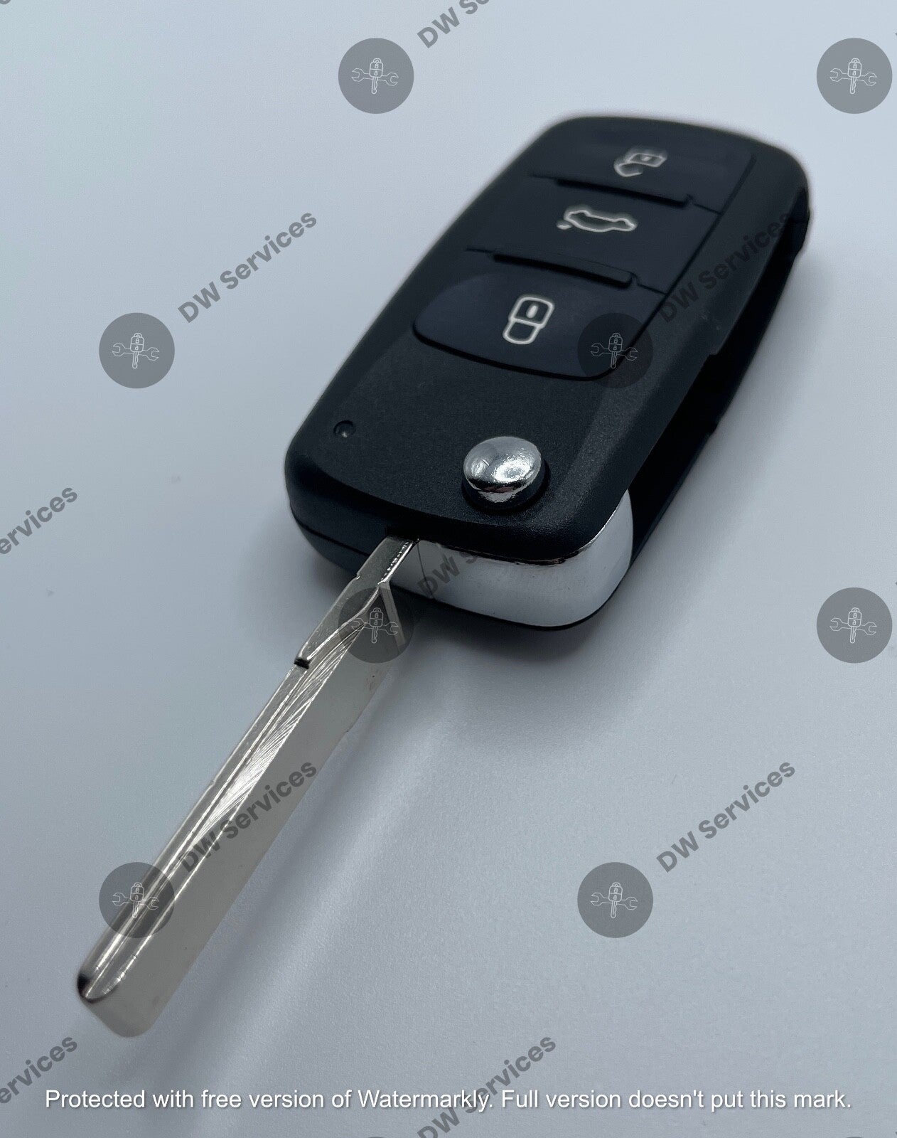 NEW! Volkswagen 4 Button Remote Flip Smart Key Proximity NBG010206T 5K0837202AK