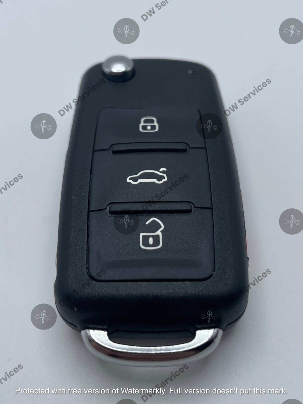 NEW! Volkswagen Tiguan/Jetta/Passat keyless entry Key FOB NBGFS93N 5K0837202